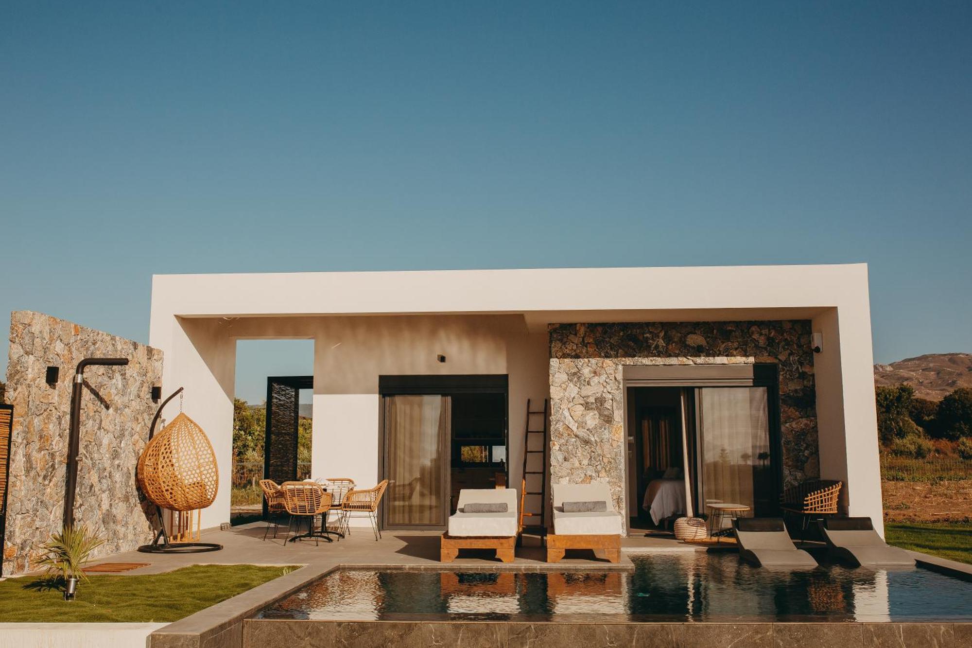 Aphrodite Luxury *