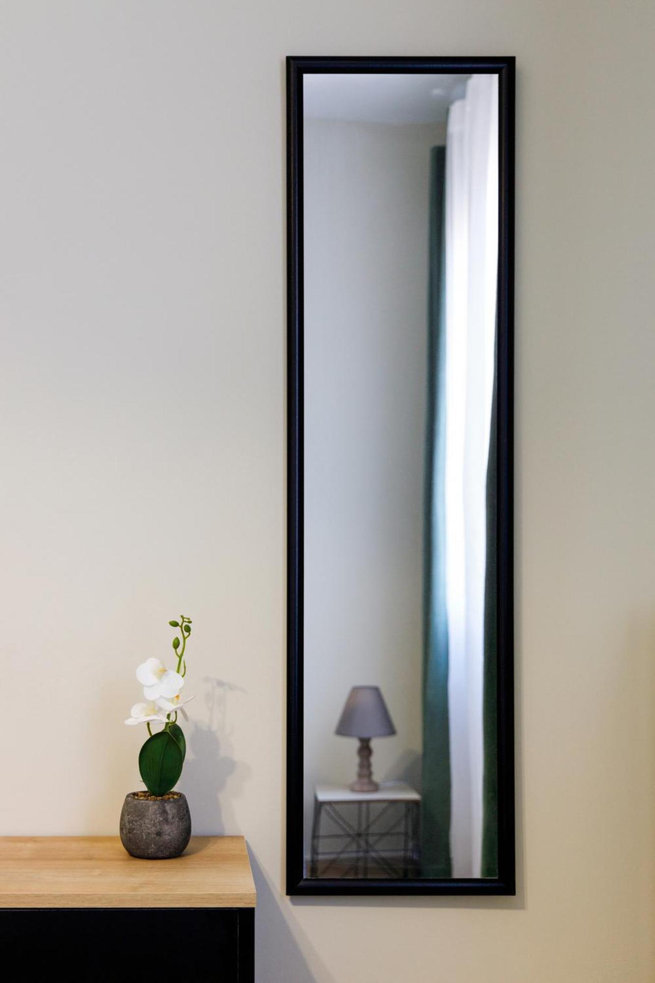 Charming With Gorgeous View & Private Parking Apartment