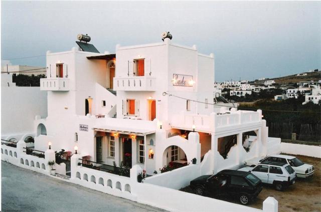 Barbaras Aparthotel *