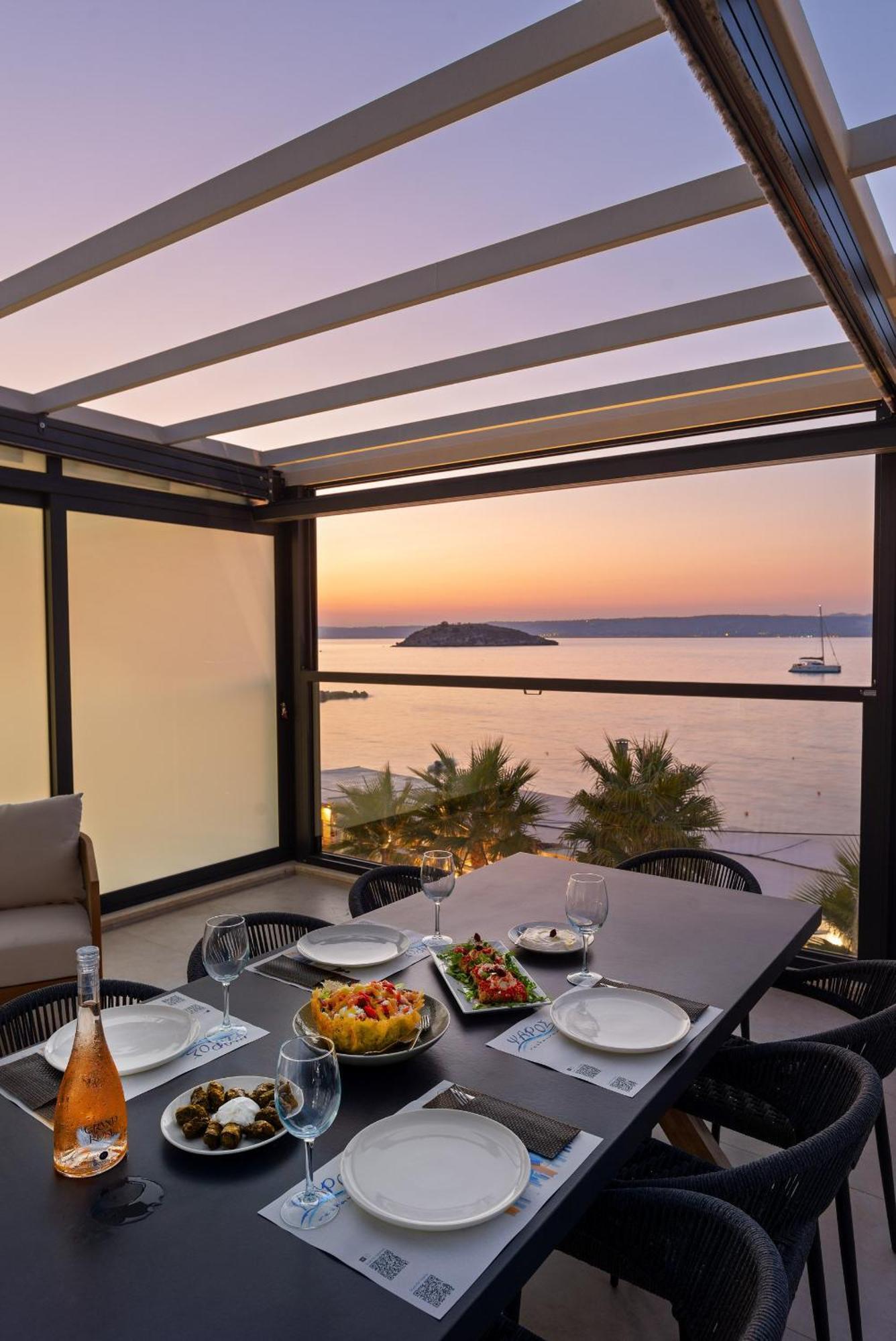 Peristeres Luxury Next To The Sea - By Apokoras Almyrida (Crete)