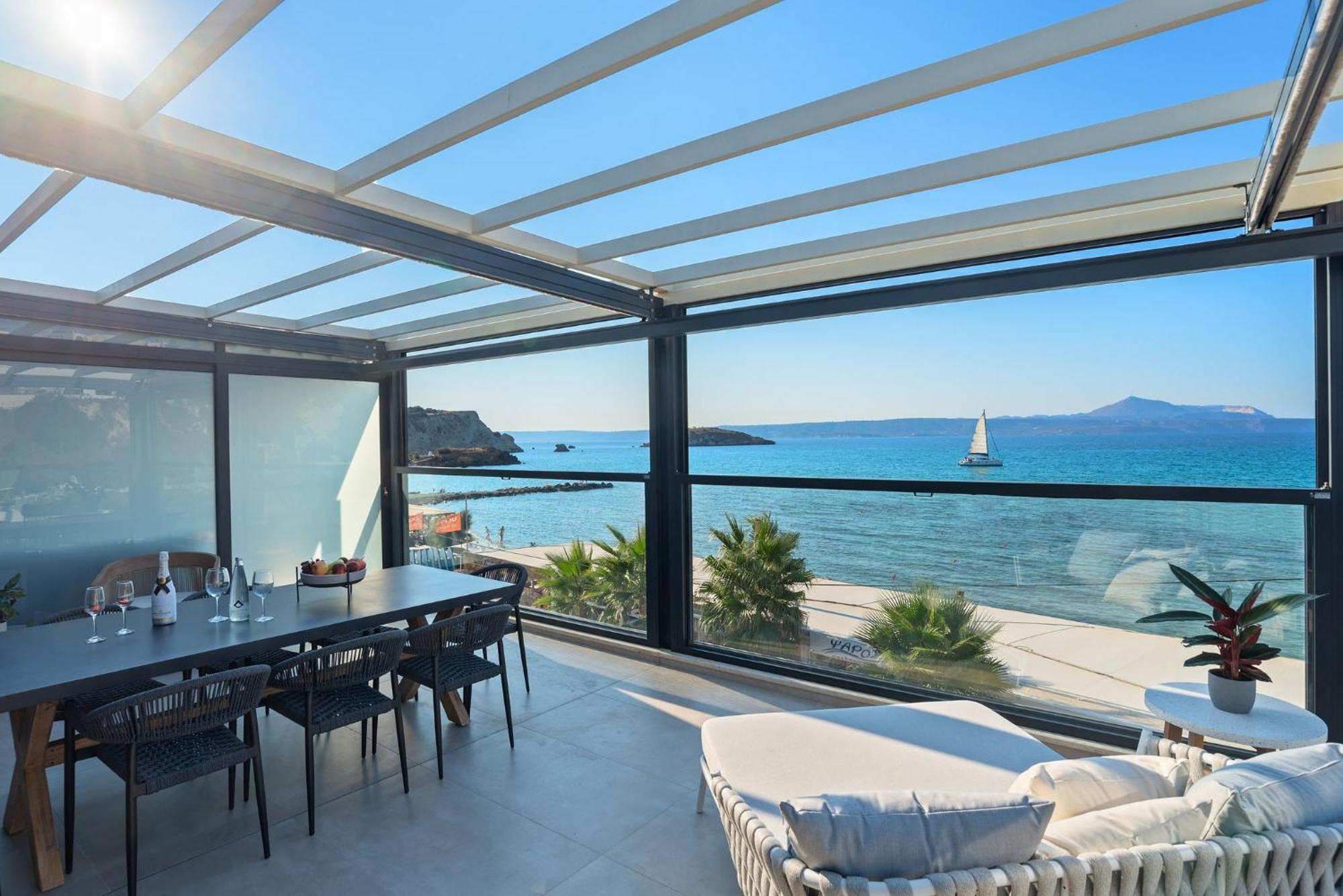 Apartment Peristeres Luxury Next To The Sea - By Apokoras