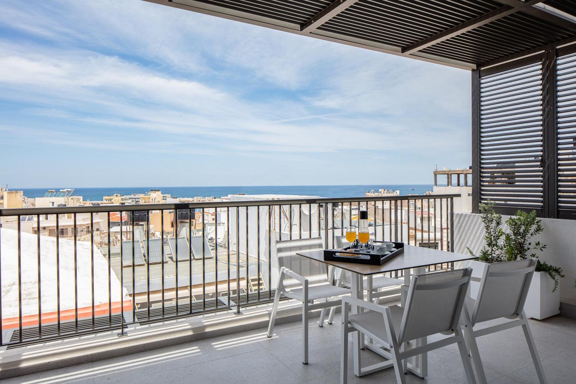 Aparthotel Porta Heraklion (Crete)