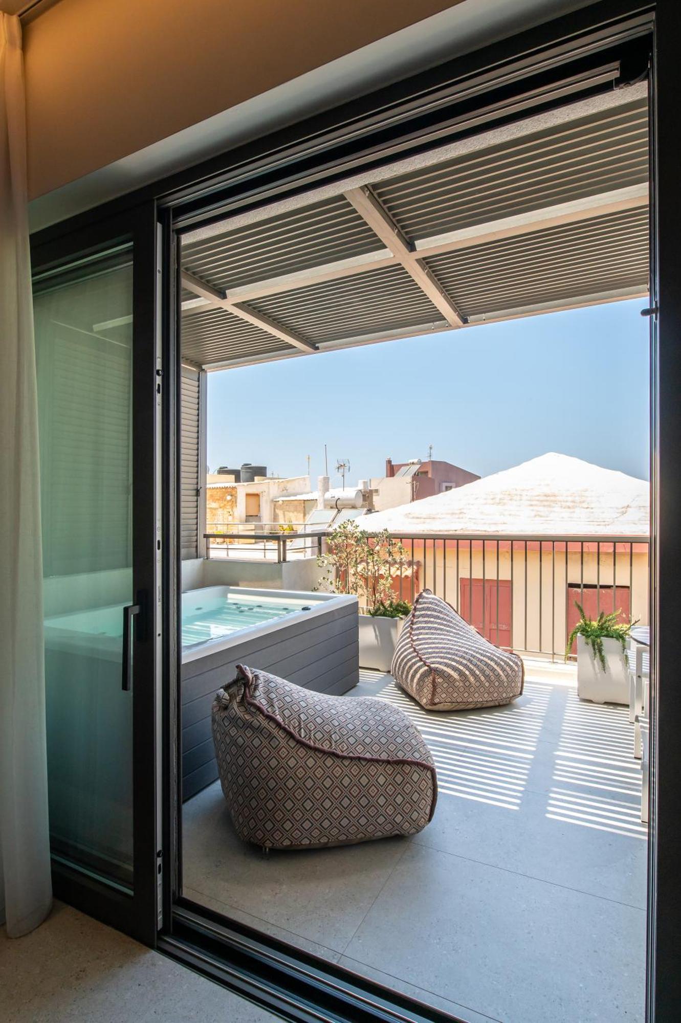 Aparthotel Porta *