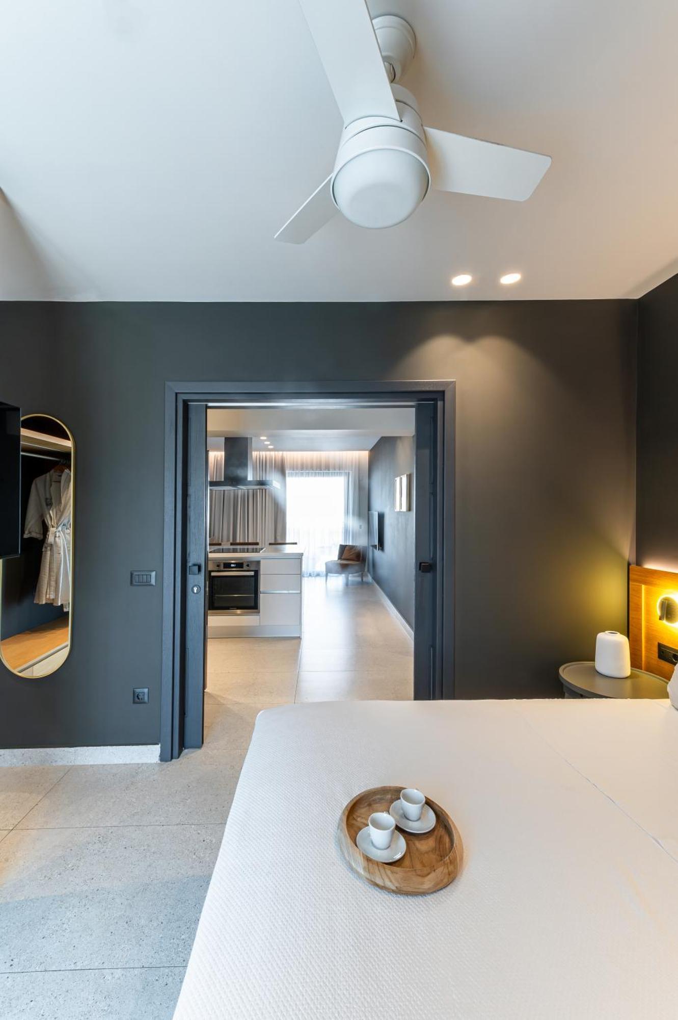 Porta Aparthotel