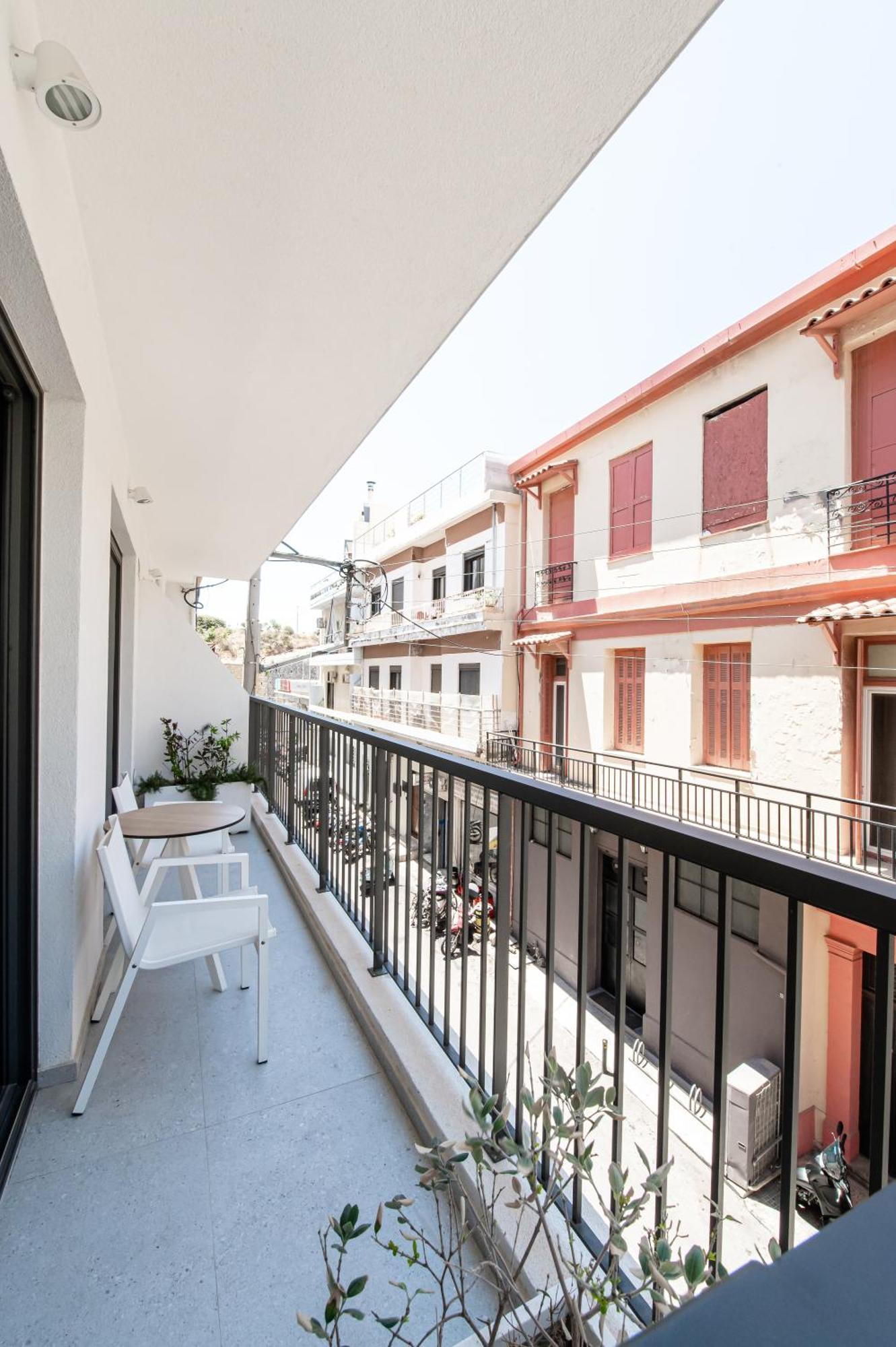 Porta Aparthotel