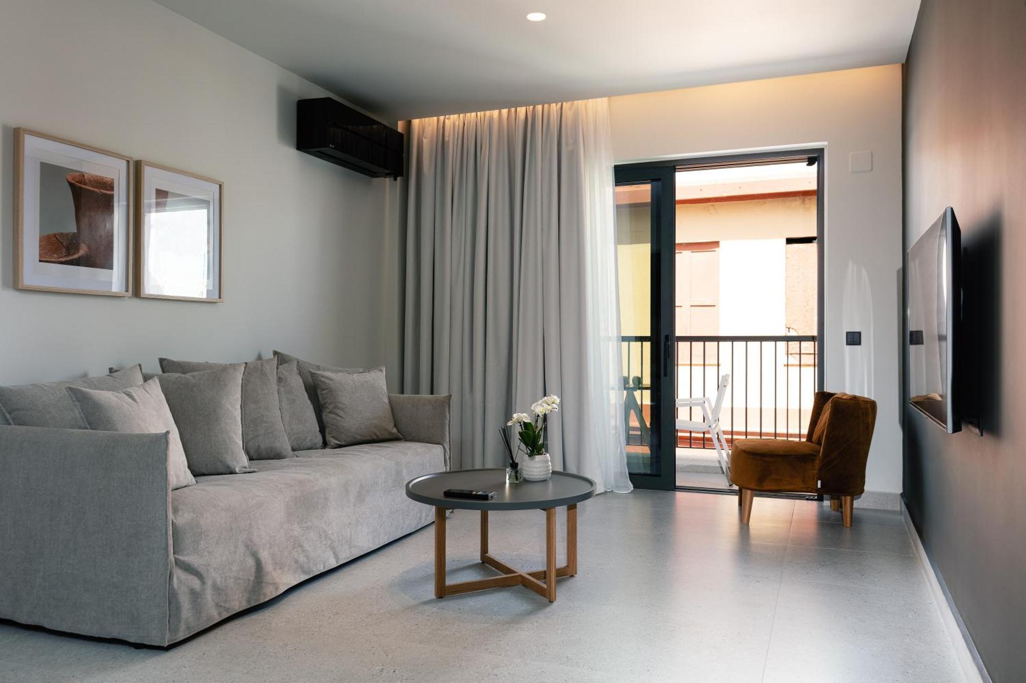 Aparthotel Porta *