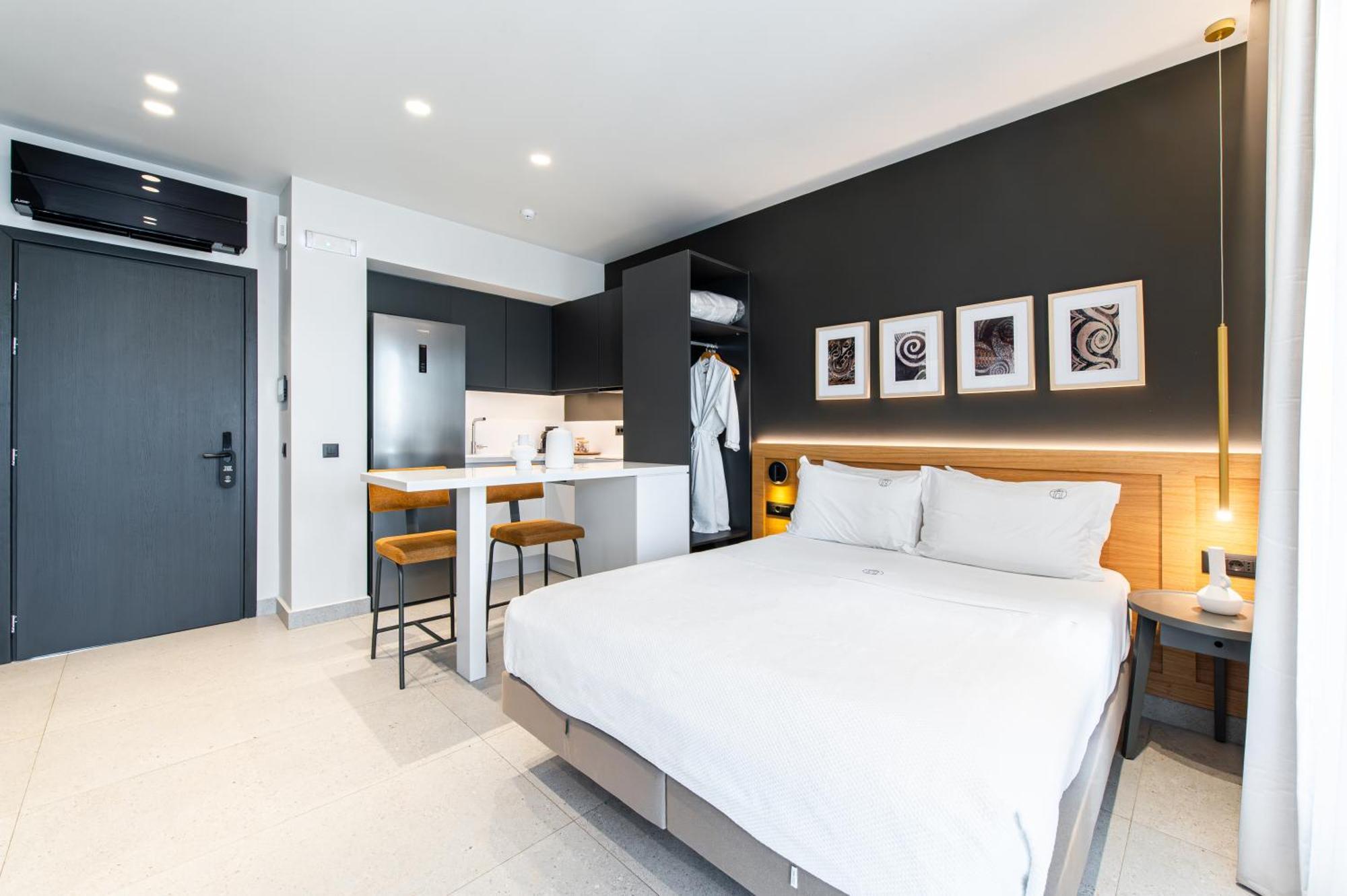 Porta Aparthotel