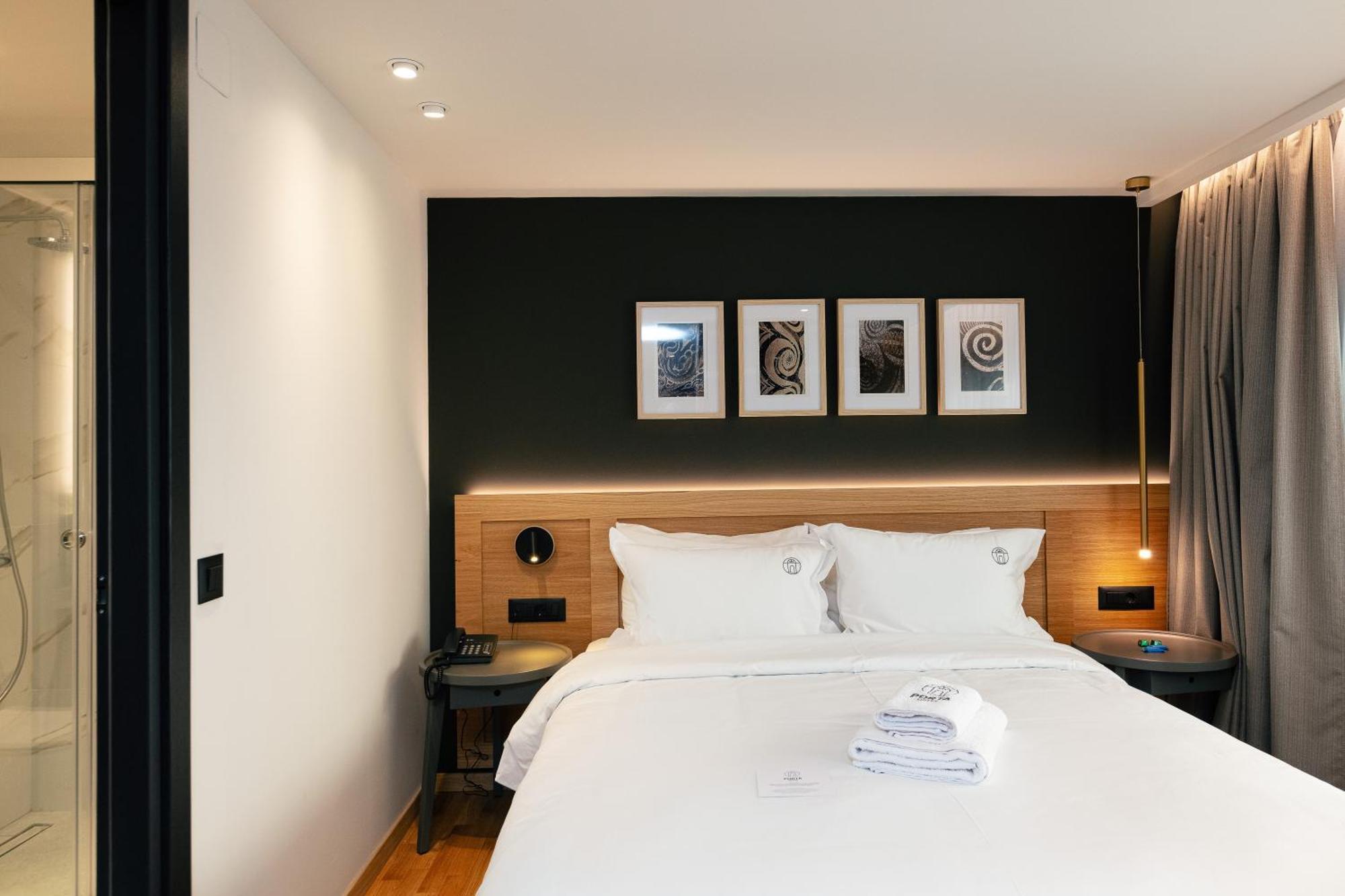 Porta Aparthotel *