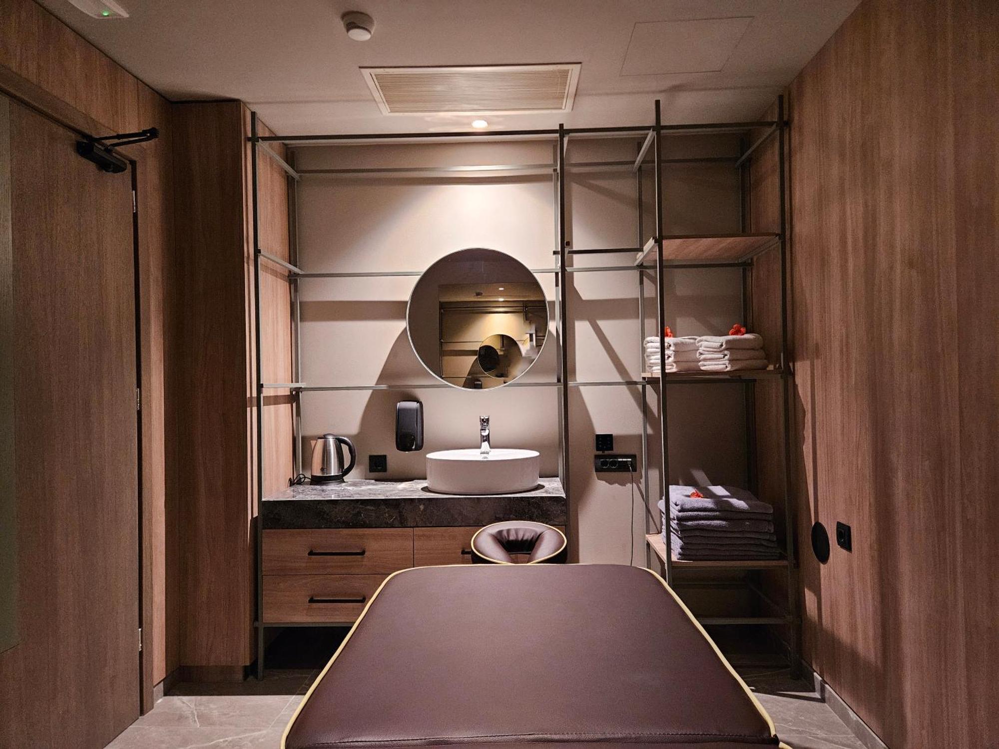 Petousis & 4* Amoudara (Heraklion)