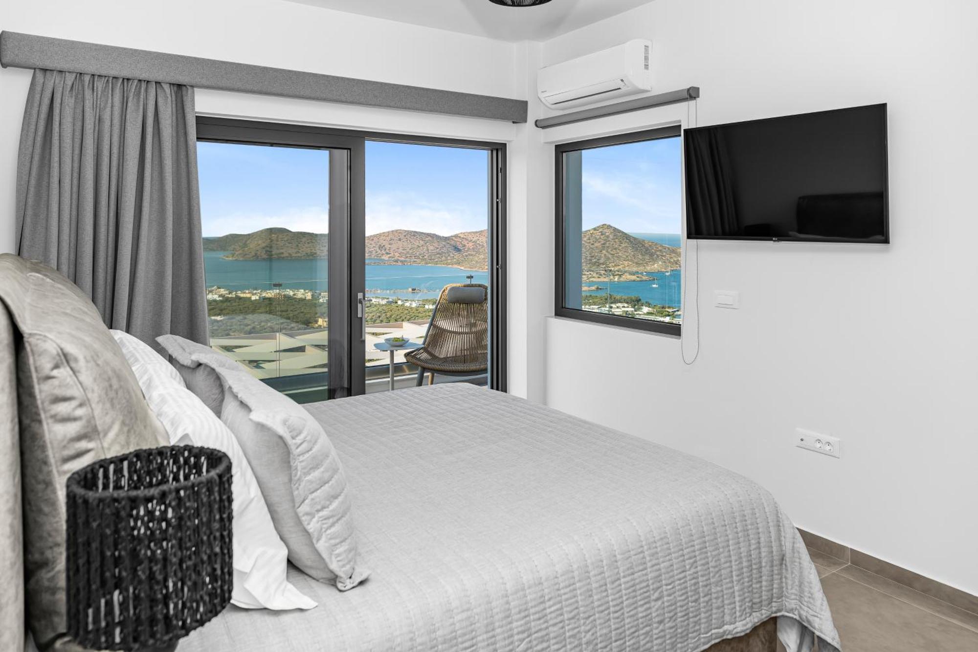 Sole Mare Luxury With Sea View & Private Pool In Villa *