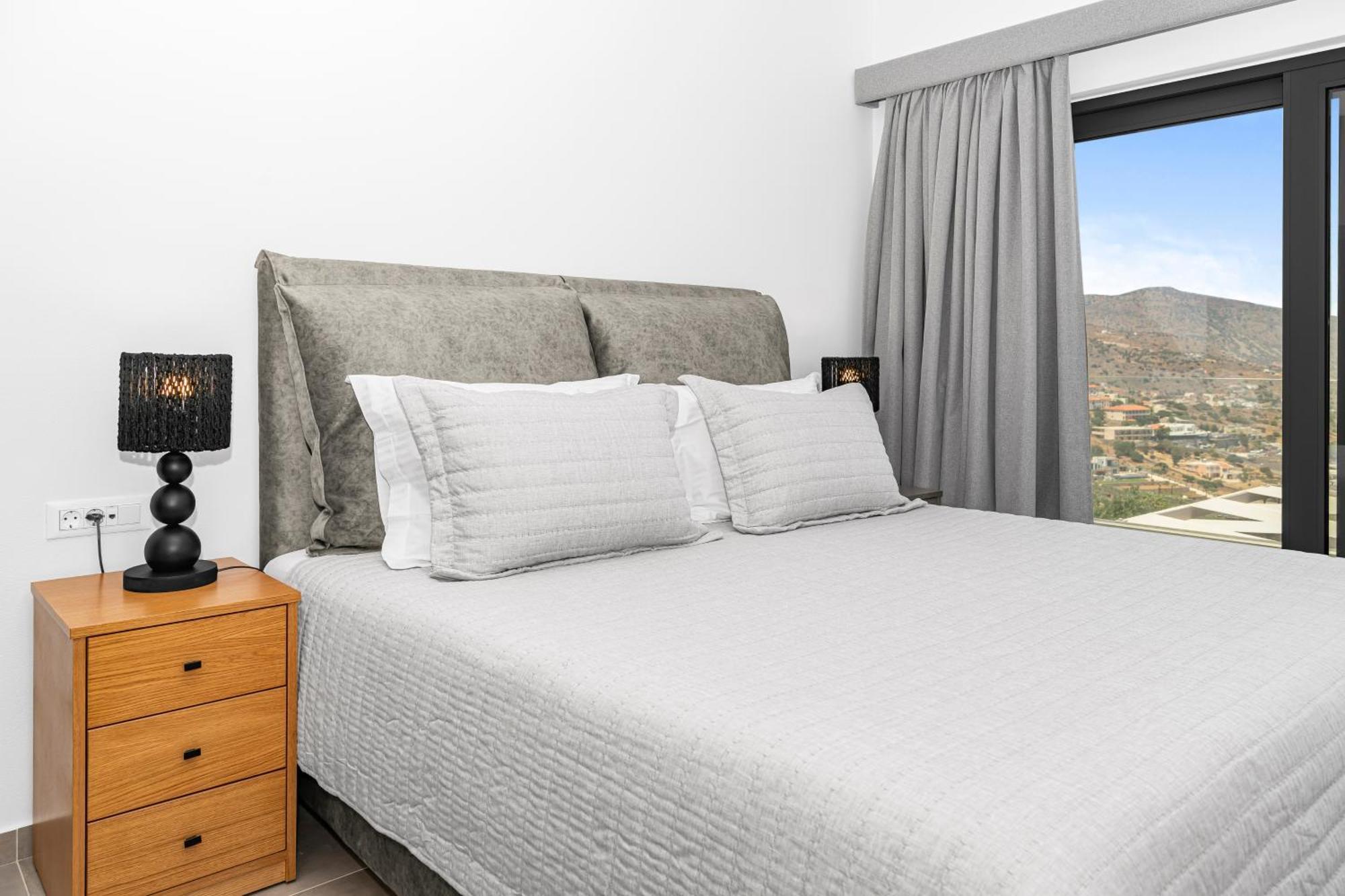 Sole Mare Luxury With Sea View & Private Pool In