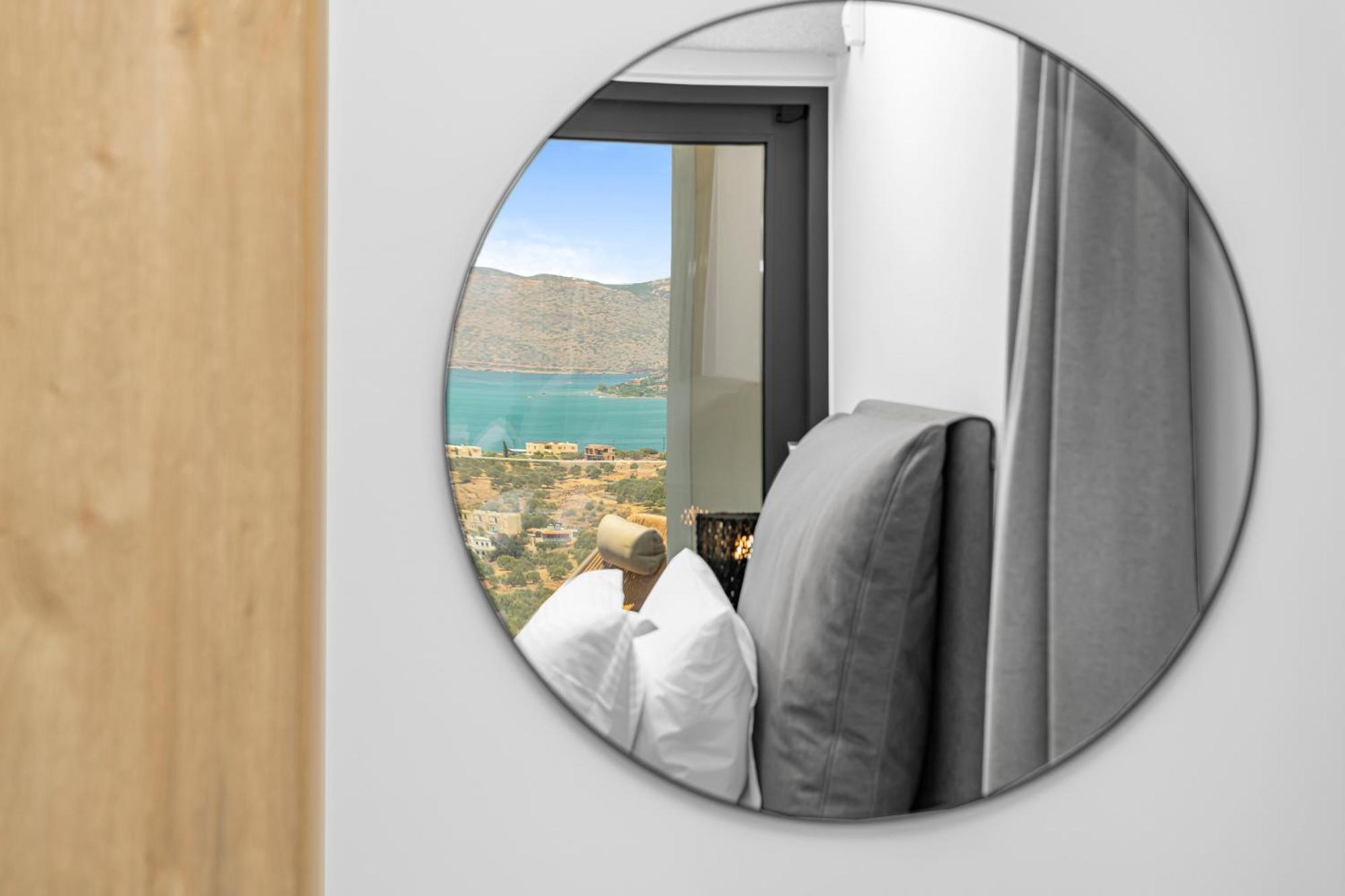 Sole Mare Luxury With Sea View & Private Pool In