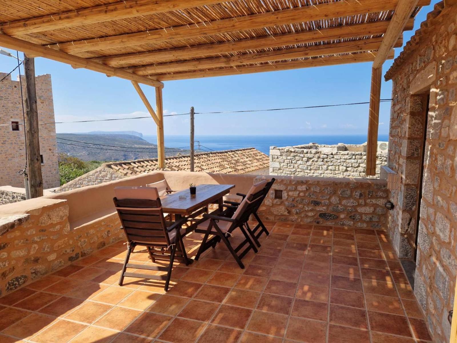 Krialianika House 2 *