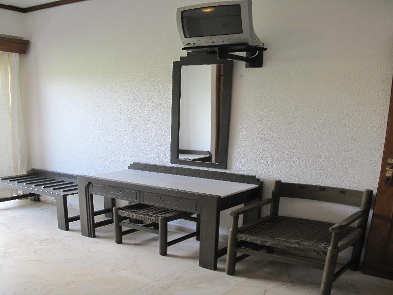 Aparthotel Ioli Village 3*