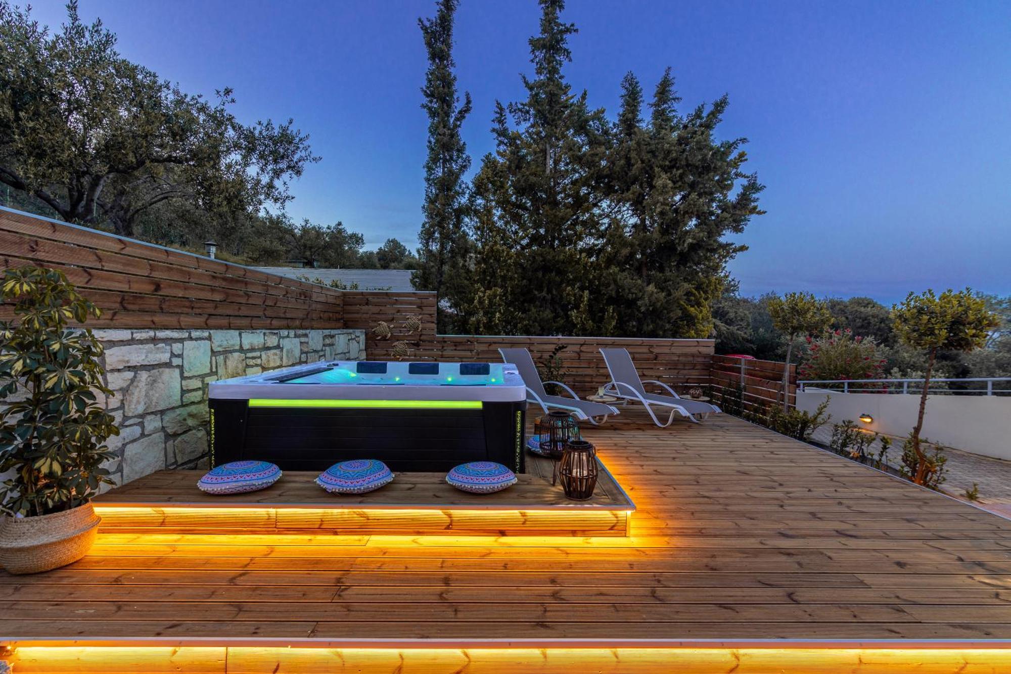 Albore Imblue, Jacuzzi Bliss In Countryside Escapes *
