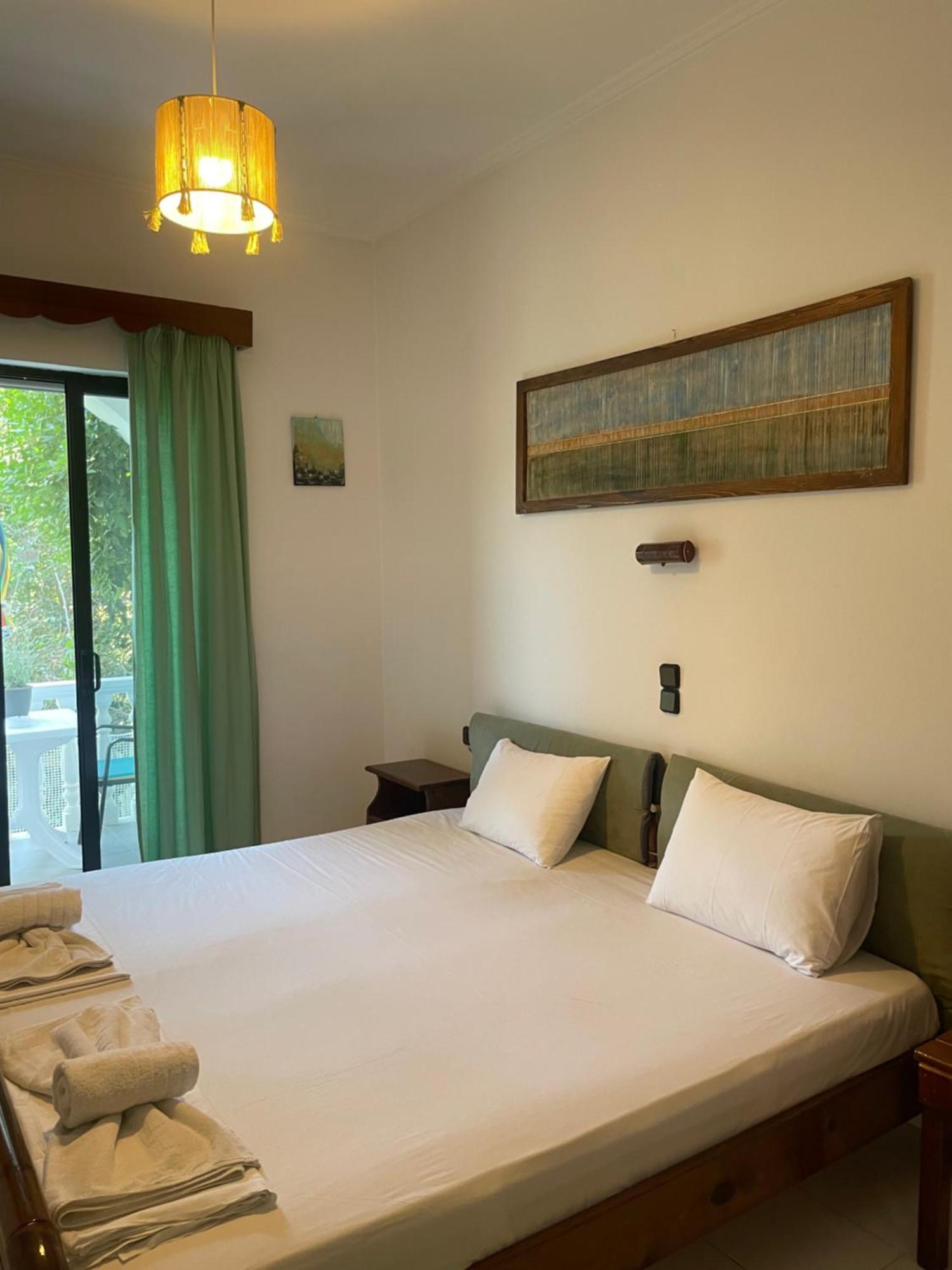 Apartment Aktipis Studios *
