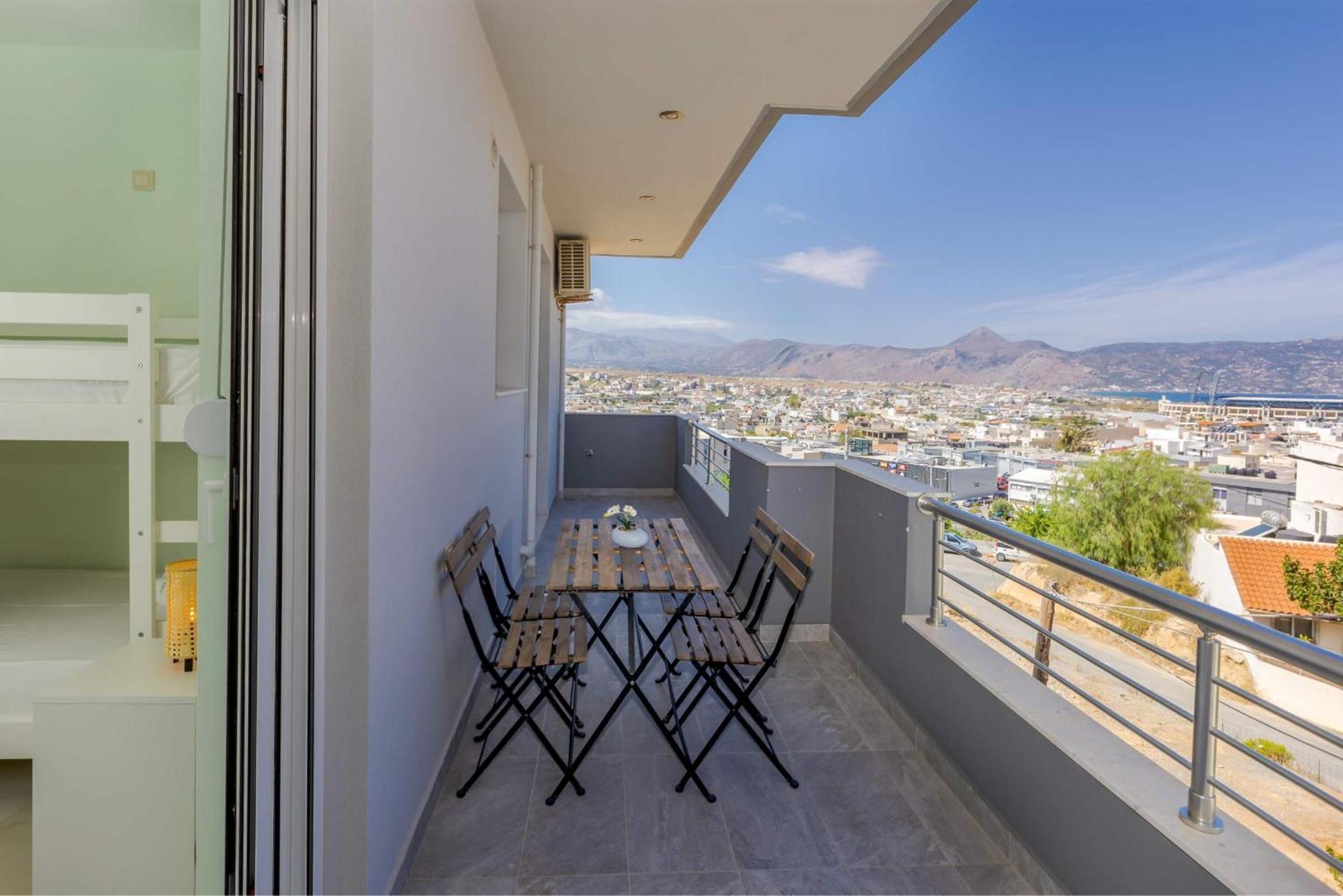 Elevate Your Escape Boutique 2-bed Seaview On Floor 2 Heraklion (Crete)