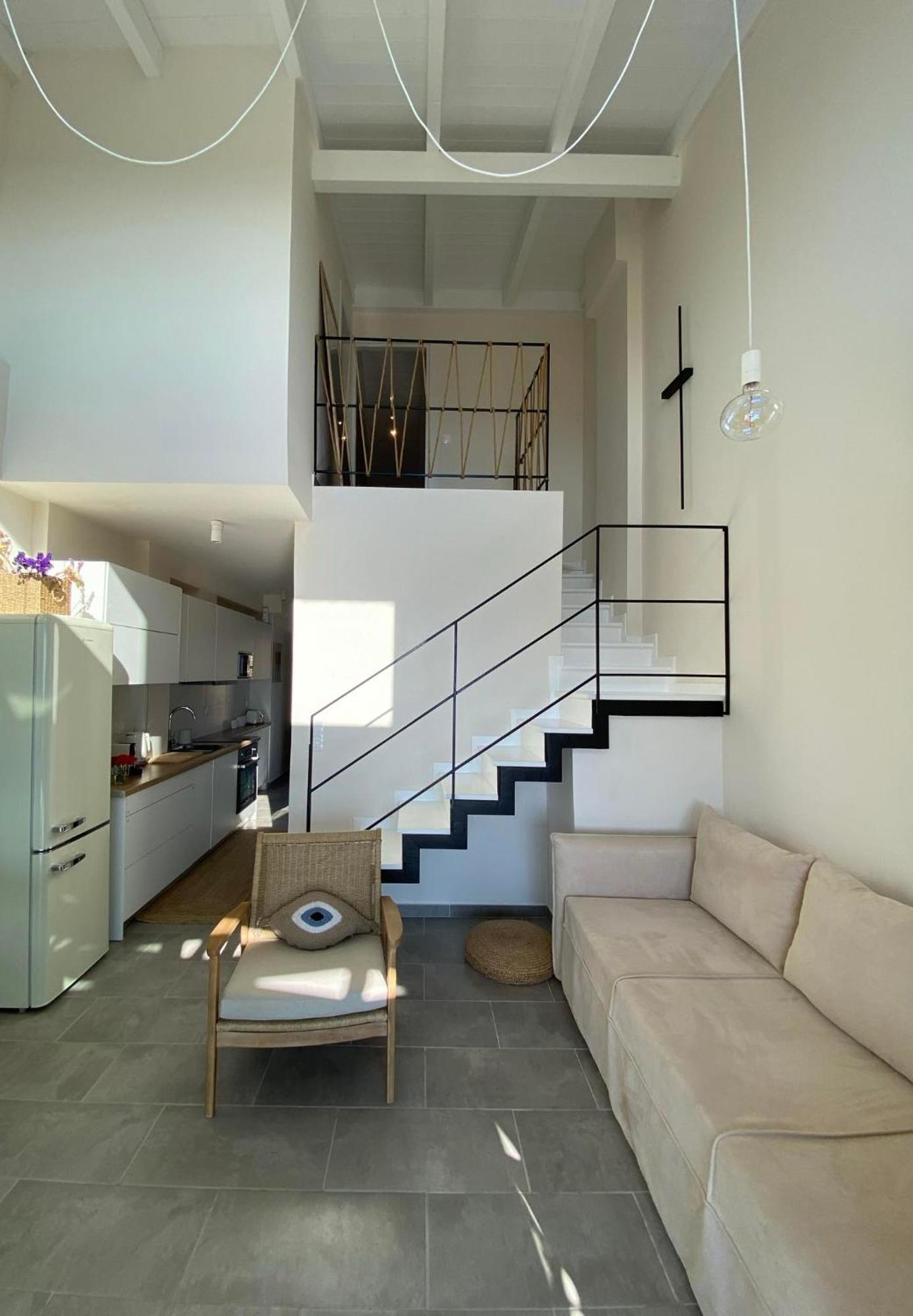 Inda Loft Lefkada * Nikiana