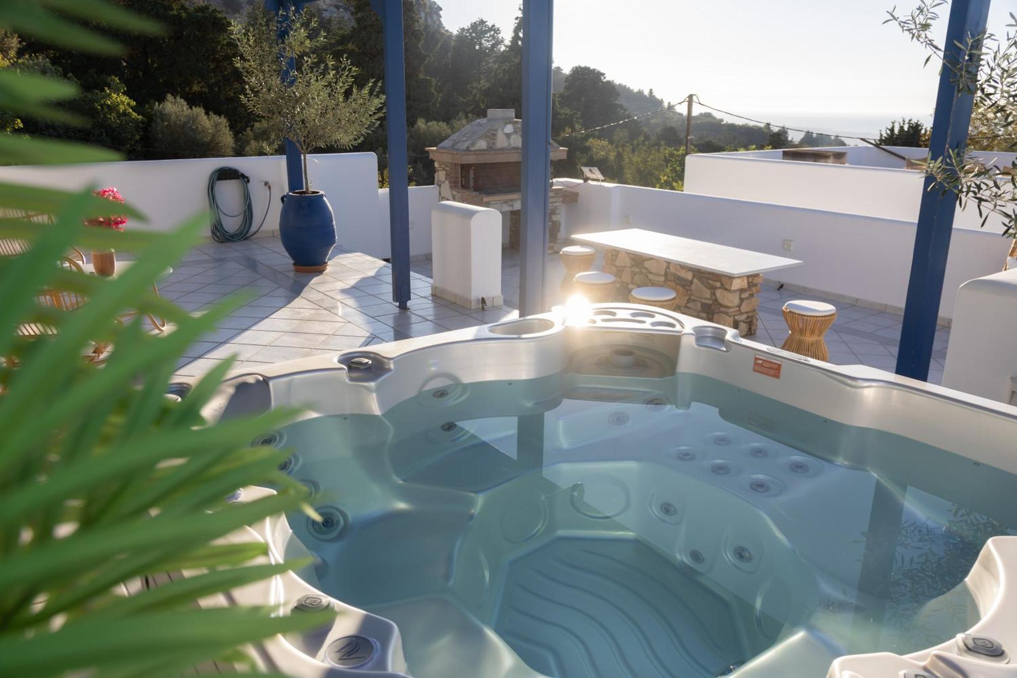 Giannis & Maria Sunset House