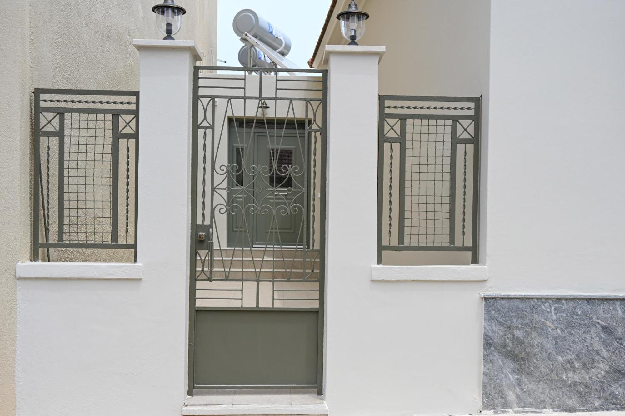 Vivis Hub Argostoli (Kefalonia)