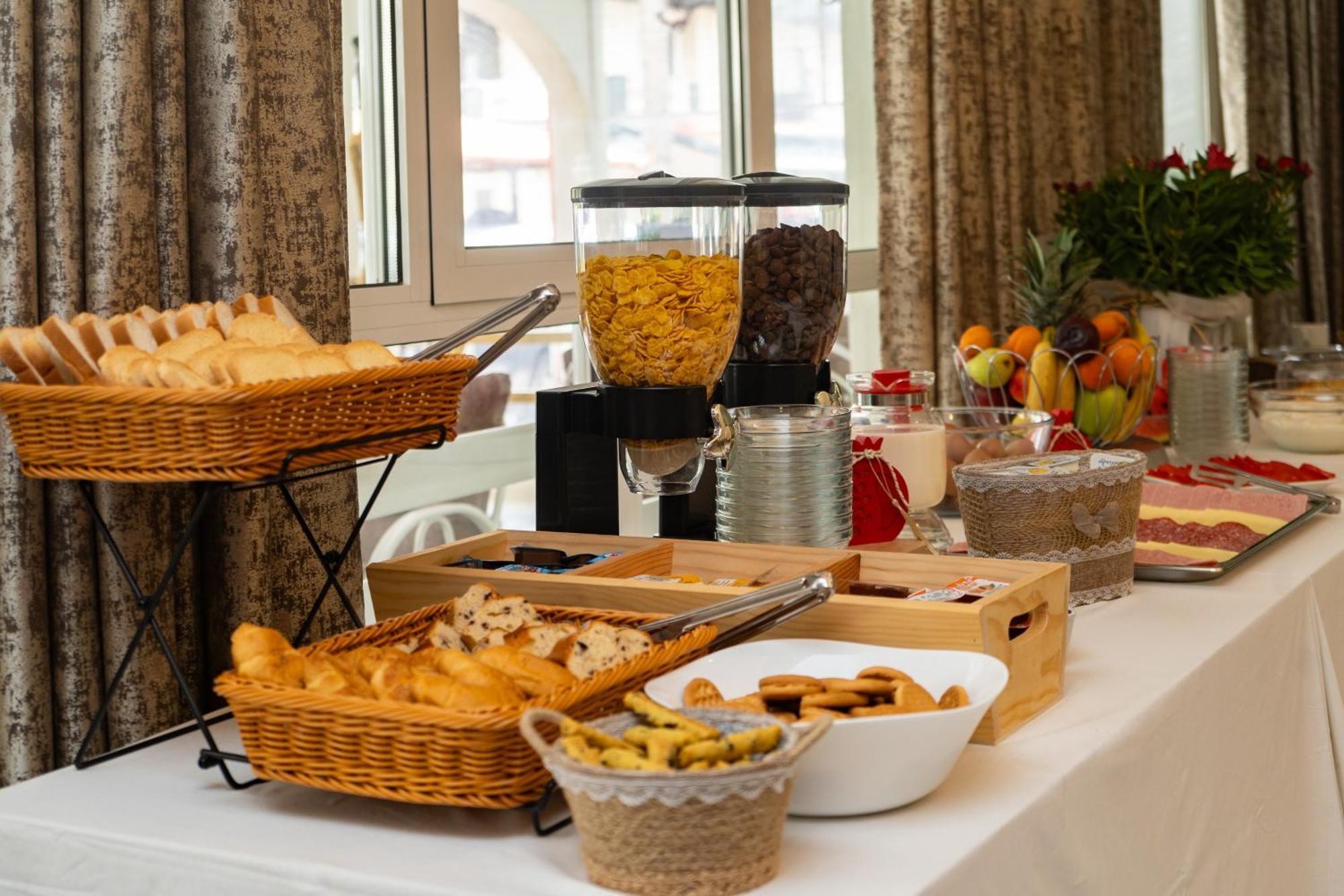 Aparthotel Pavlos