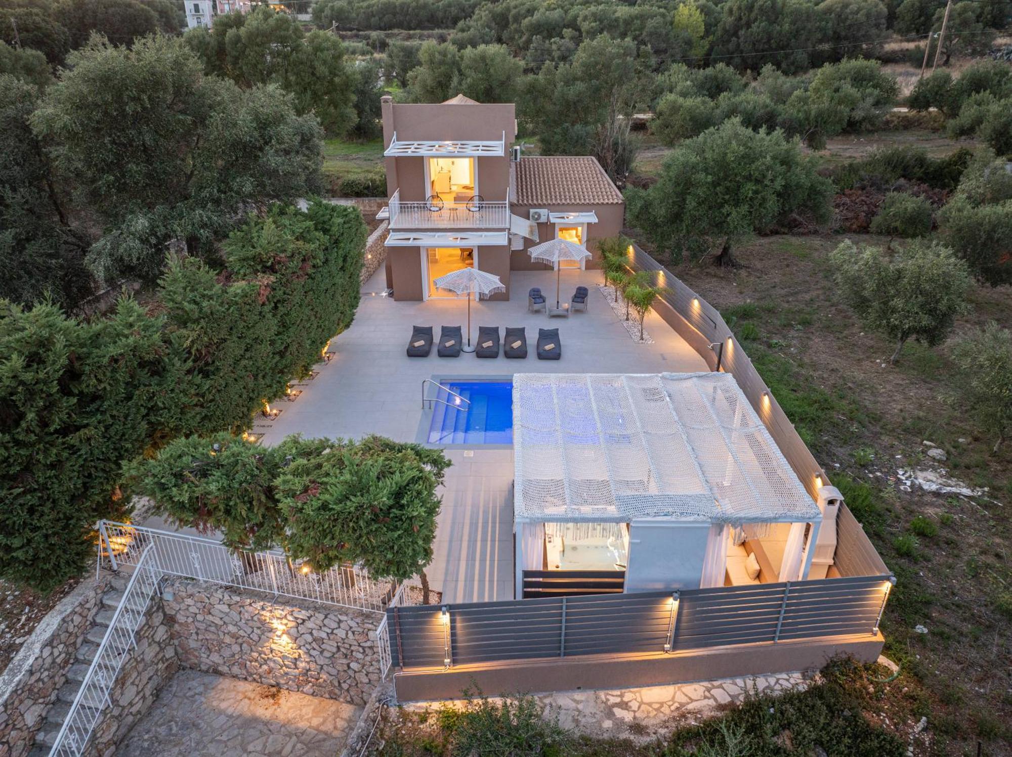 Aqua View Pessada Villa