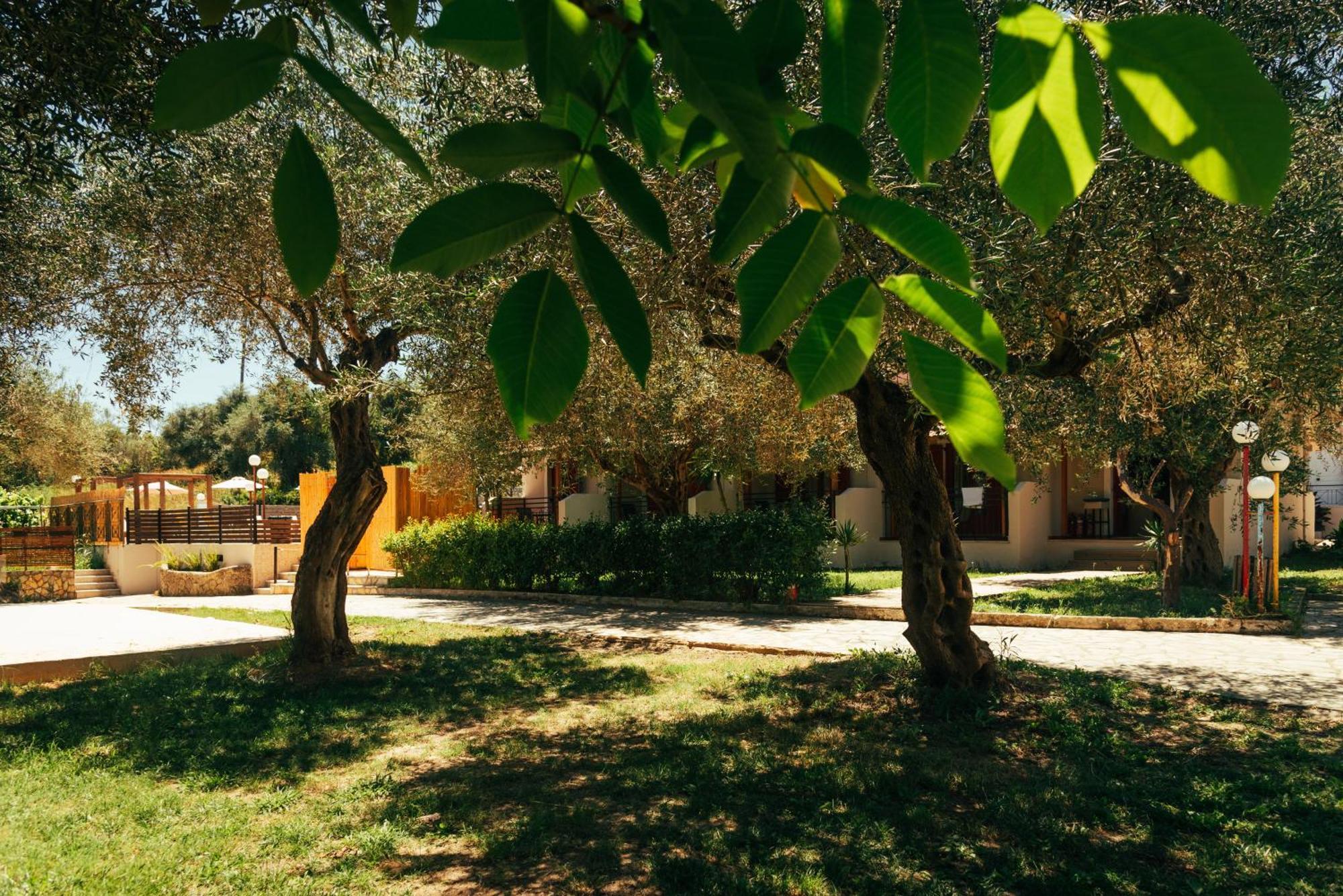 Aparthotel Kalypso Studio Resorts