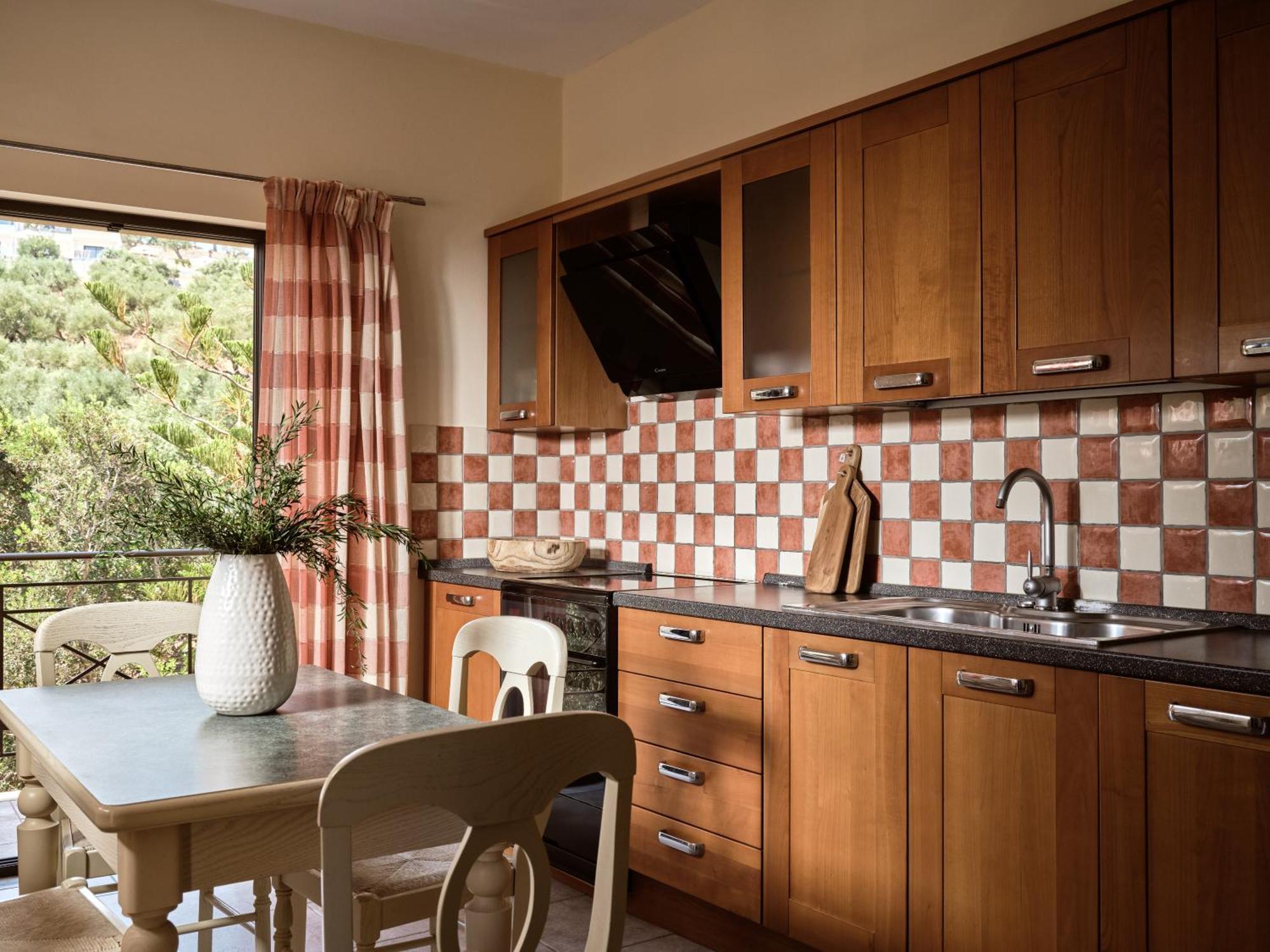 Rosa Sea Front Maisonette Apartment