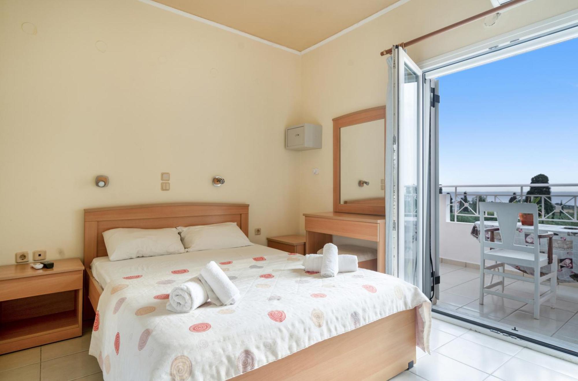 Helena Kefalonia Apartment *
