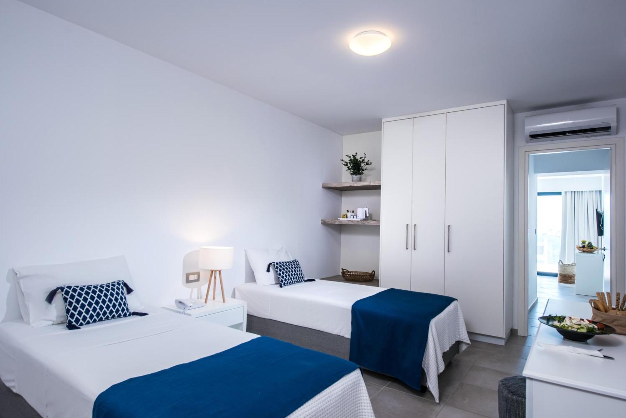 Peninsula & Resort Agia Pelagia (Crete)