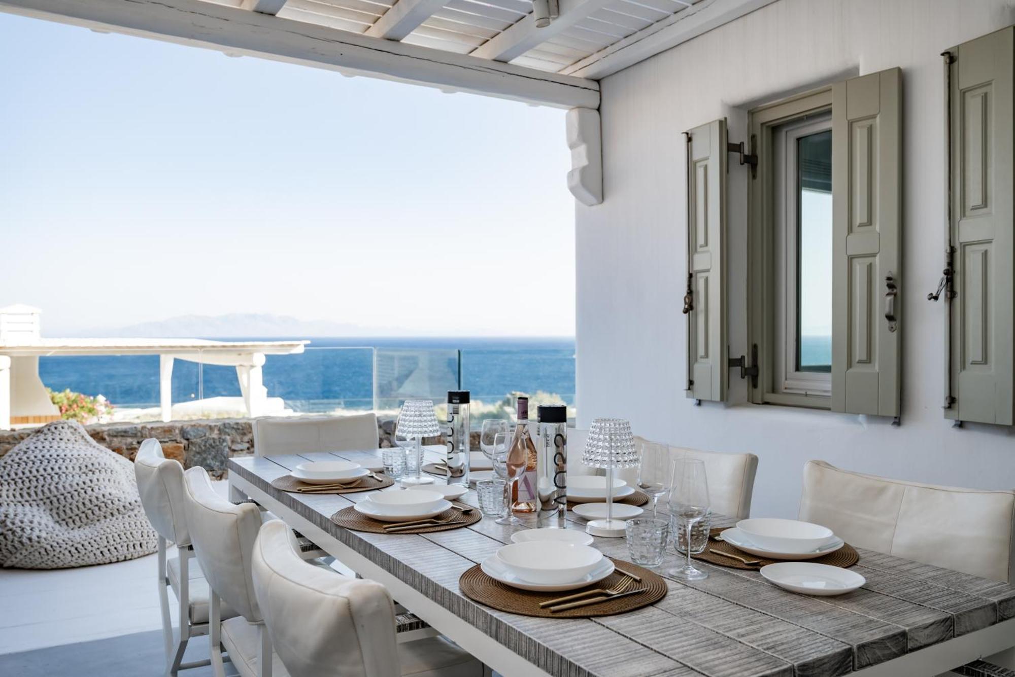 Alice Elia (Mykonos)