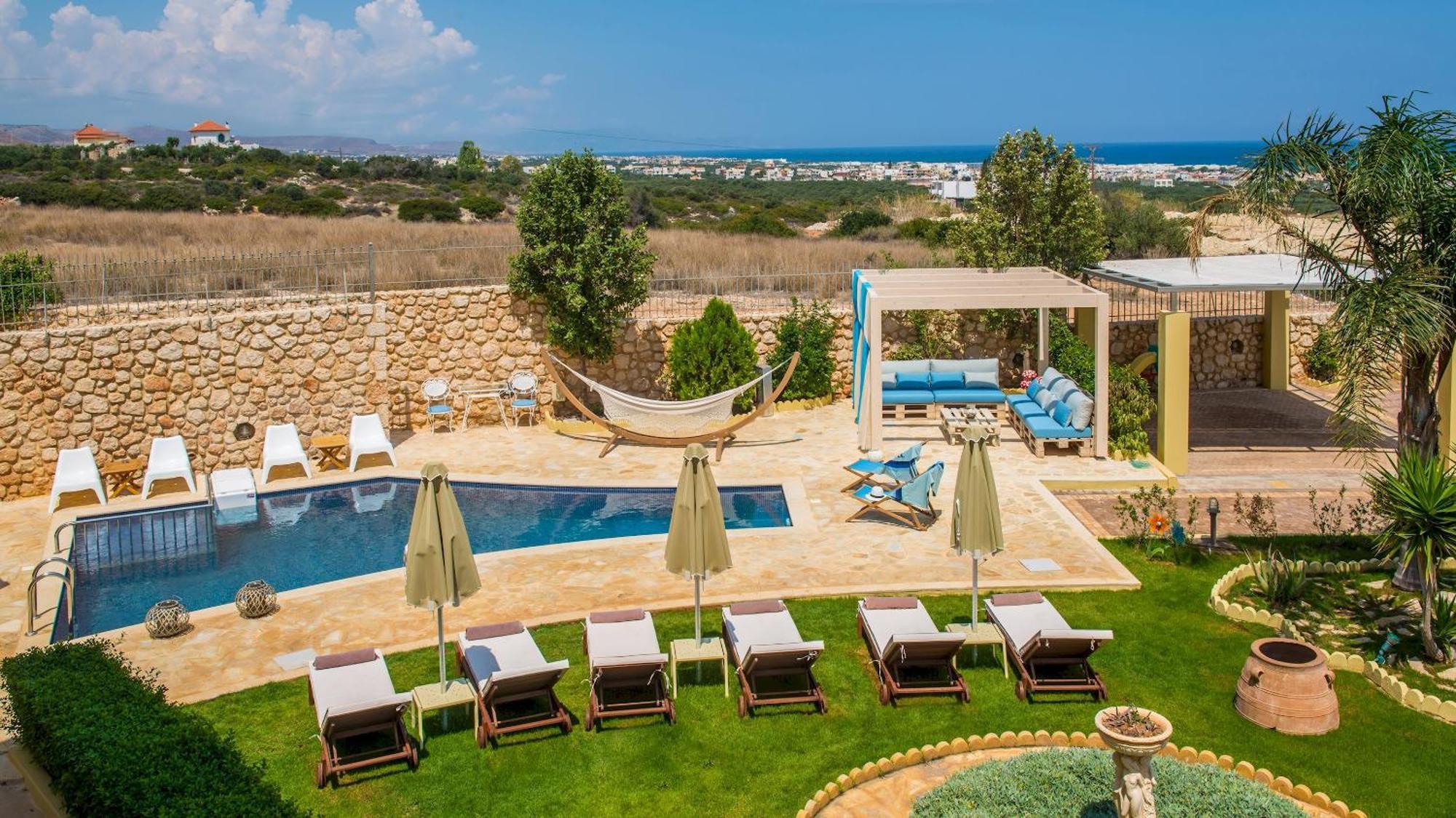Villa Azzuro With Private Pool By Estia *