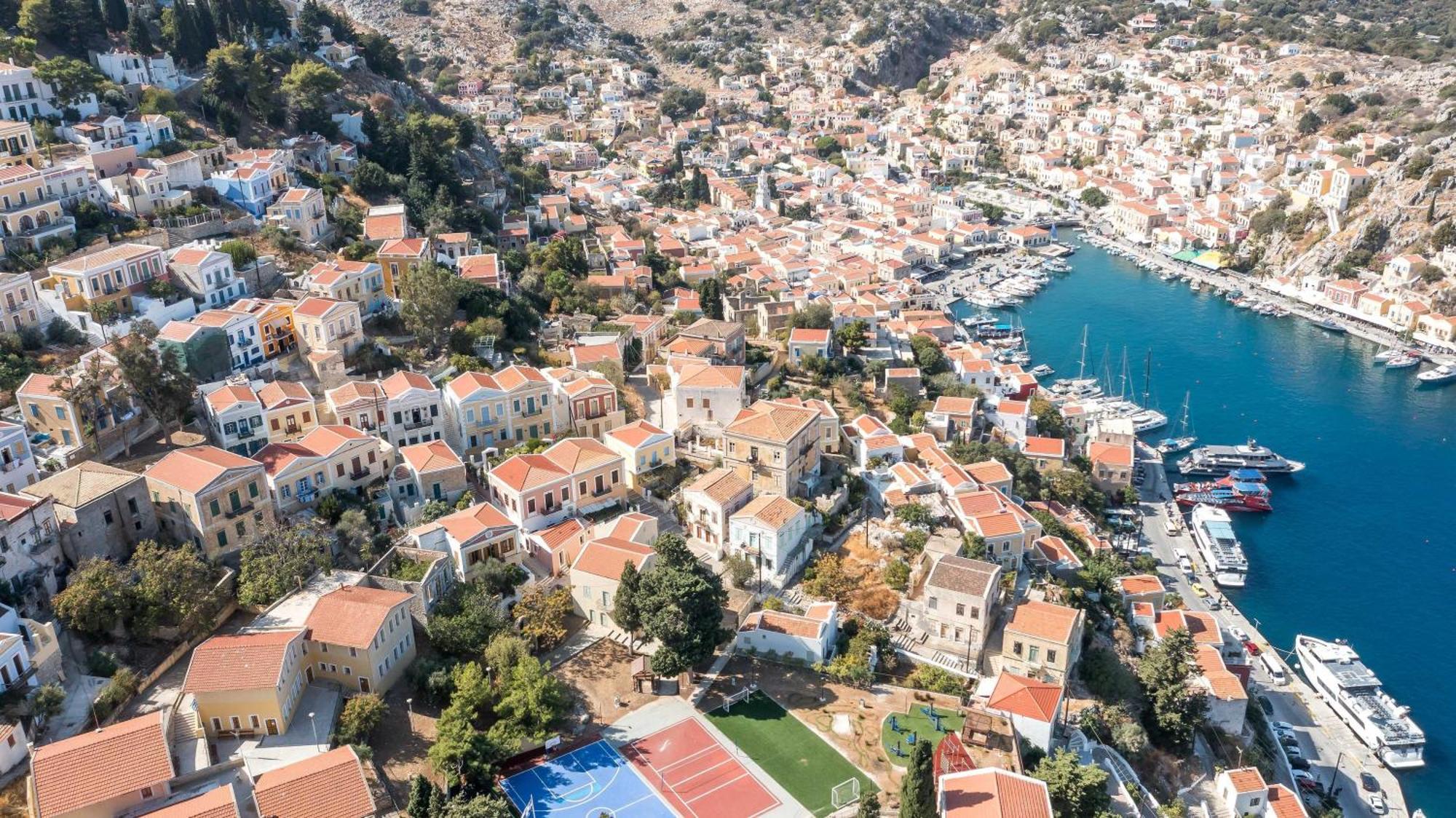 Serena Traditional * Symi
