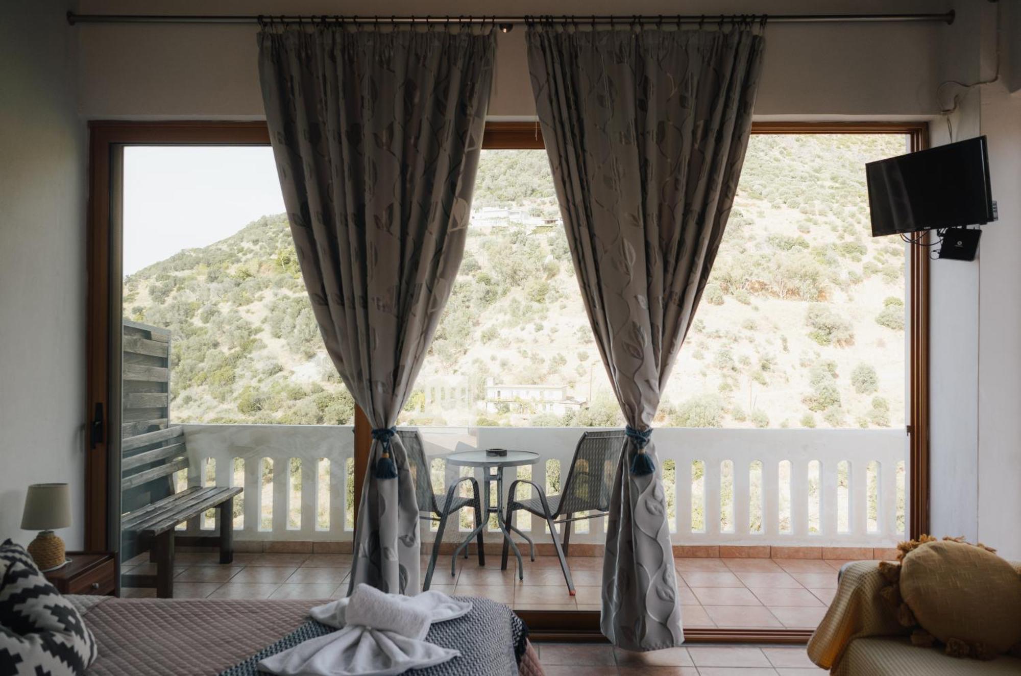 Lefteris * Kambos (Crete)