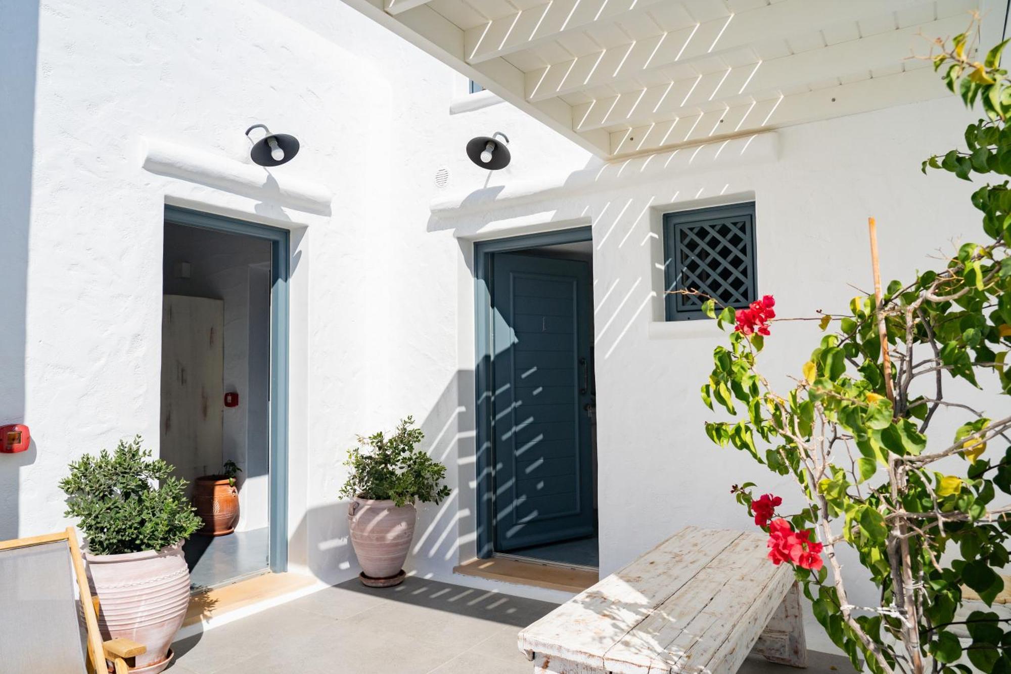 5 Traditional Hotel Livadi (Astypalaia)