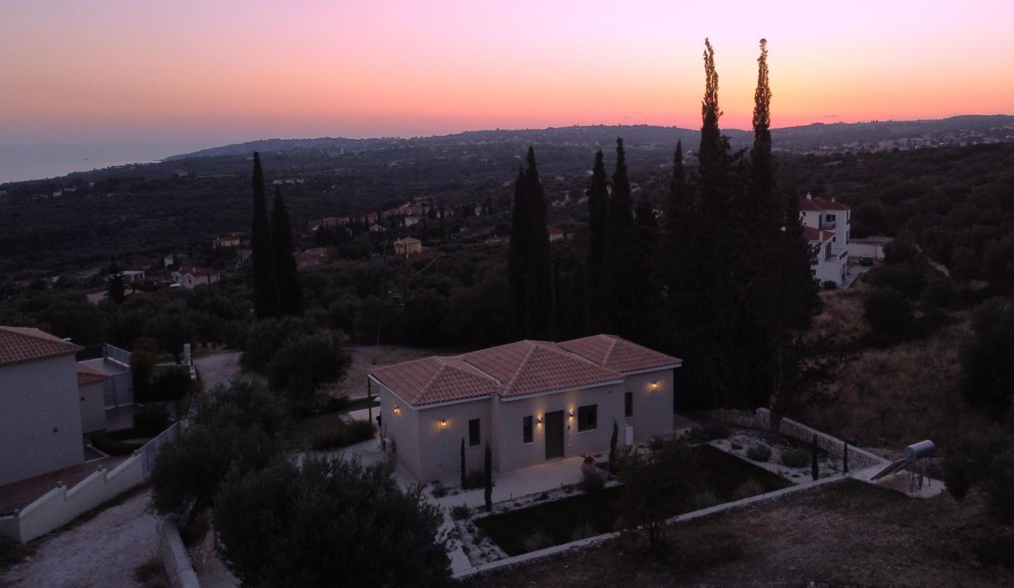 Relux * Livathos (Kefalonia)