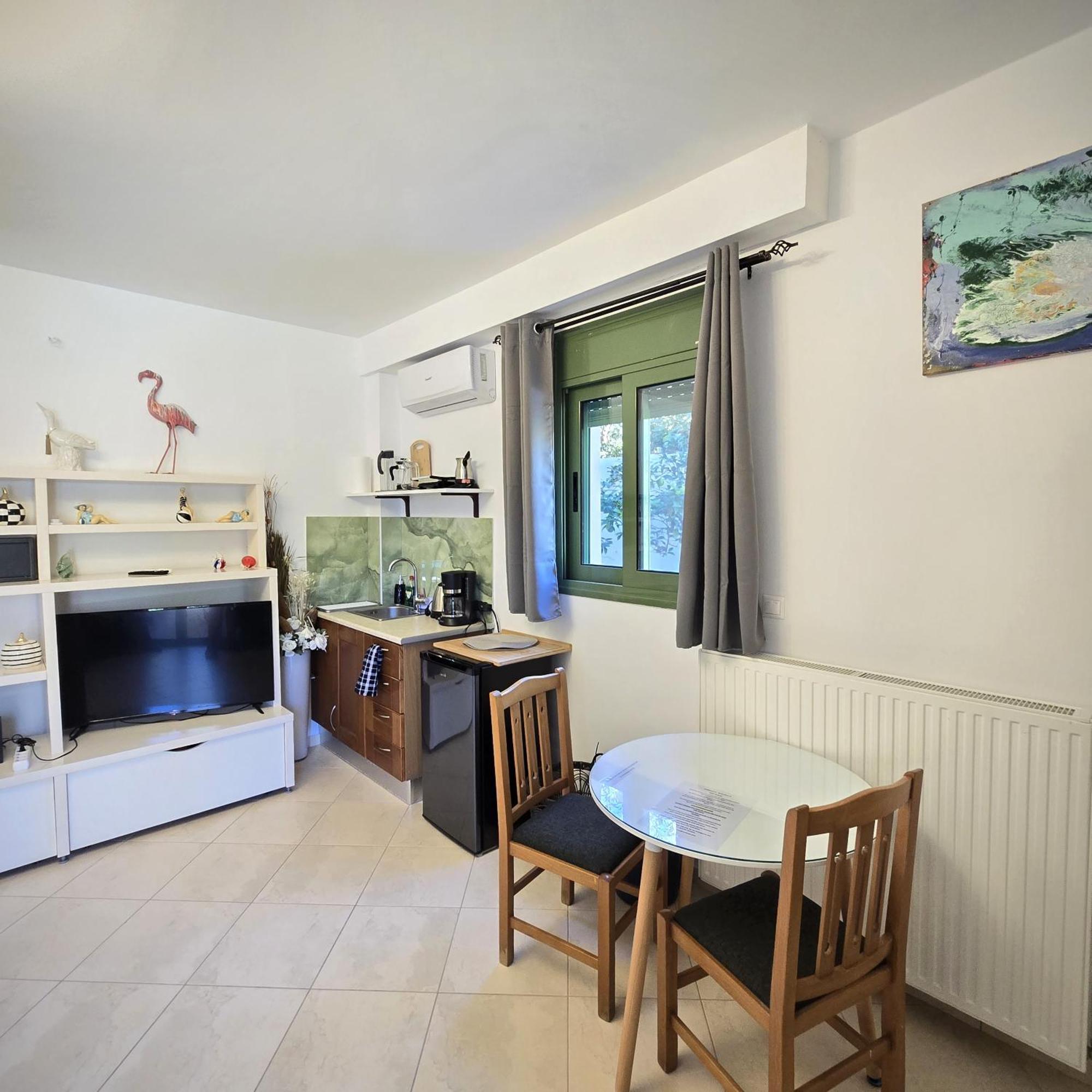 Okeanis & Adults Only Apartment Katelios