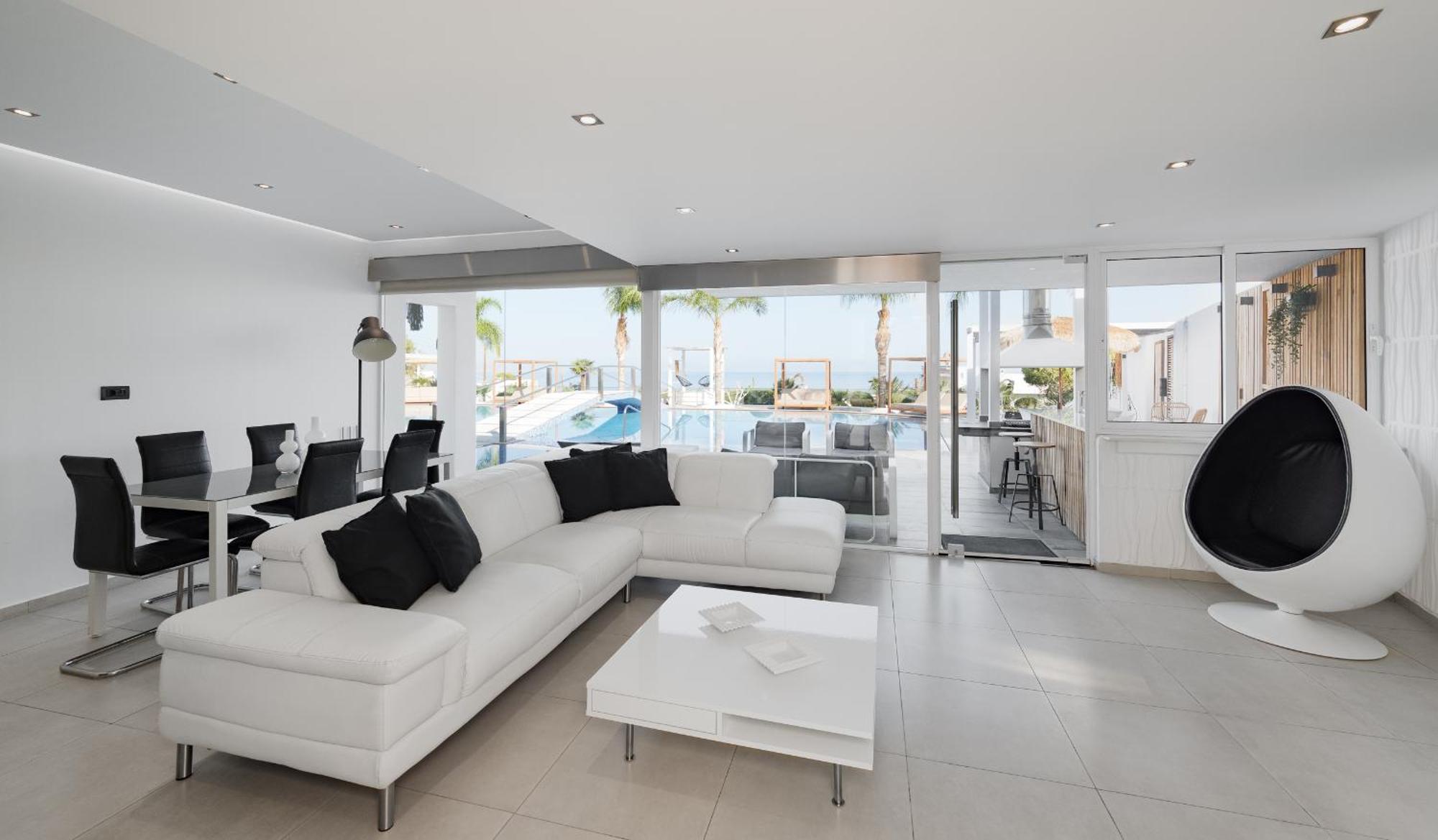 White Luxury Villa Hersonissos (Crete)