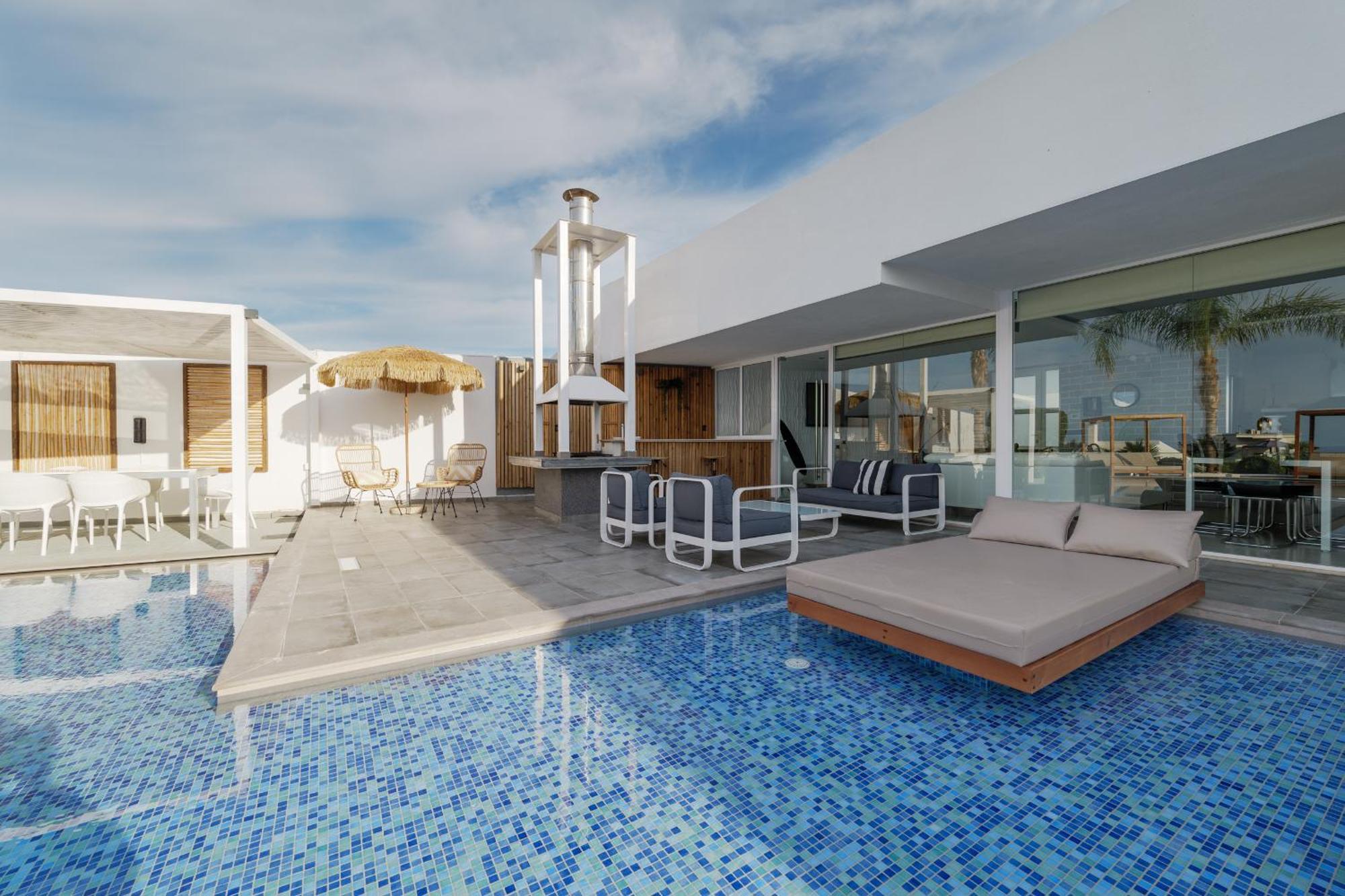 White Luxury Villa Hersonissos (Crete)