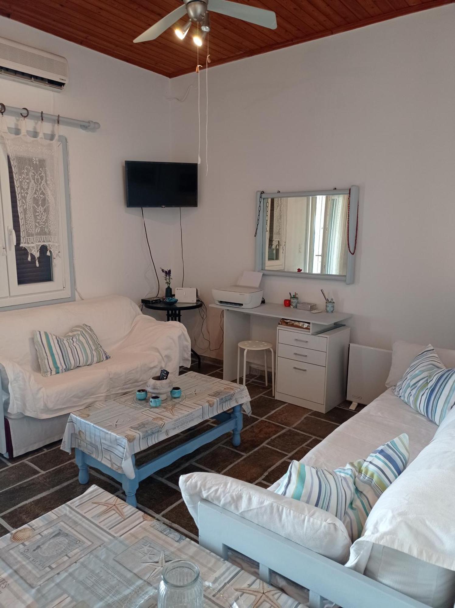 Ammos Eressos Country house *