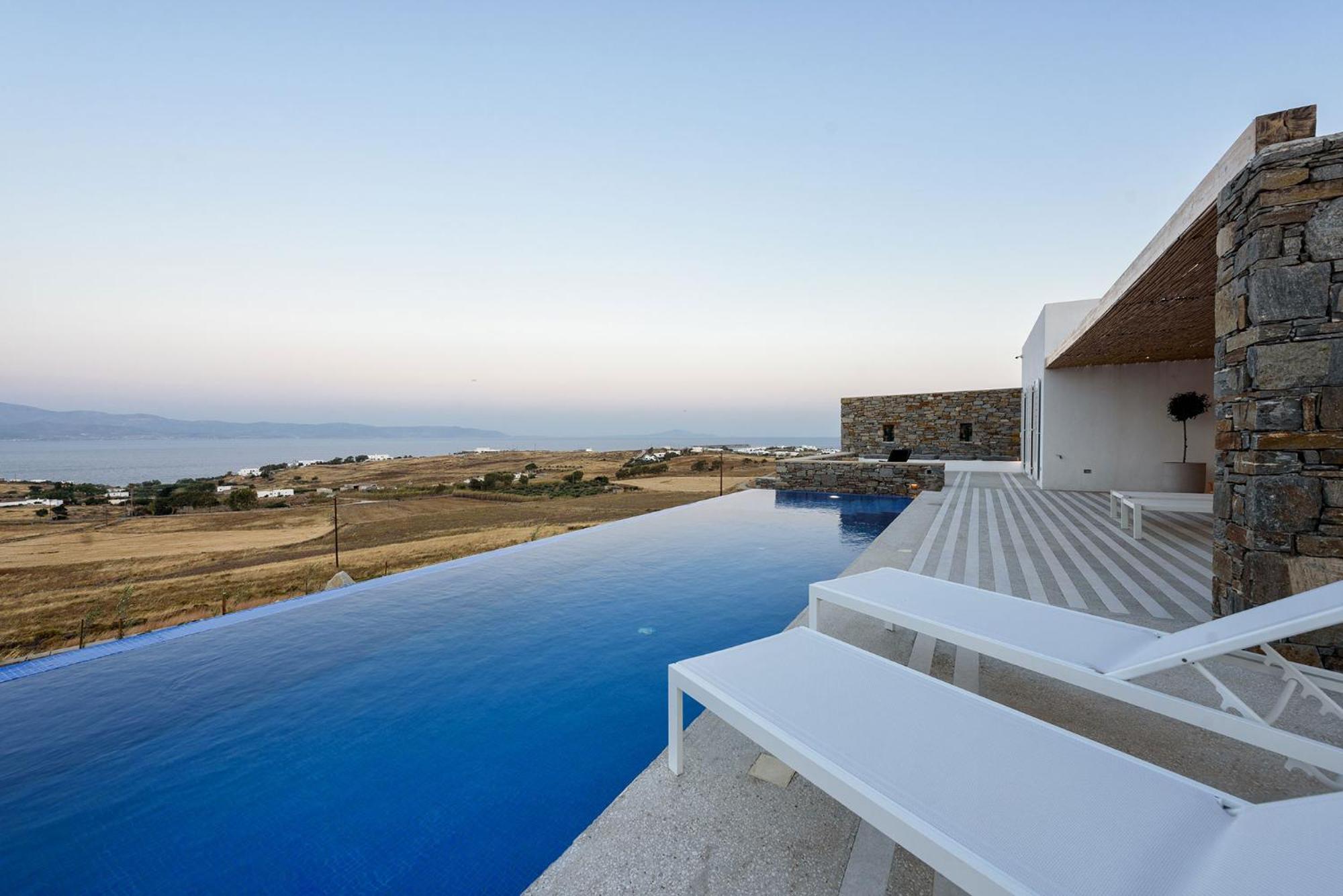 Di Lusso Villa, A Cycladic Seaview Sanctuary, By Thinkvilla Villa Chrisi Akti (Paros)