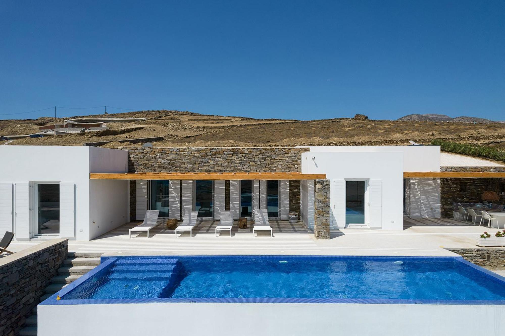 Di Lusso Villa, A Cycladic Seaview Sanctuary, By Thinkvilla *