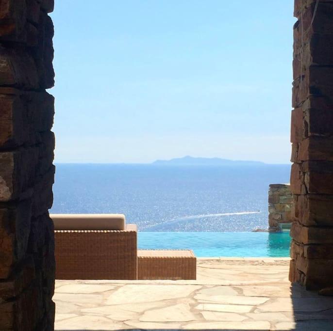 Luxury Cycladic Villa-enjoy Infinity Pool Sunsets Villa
