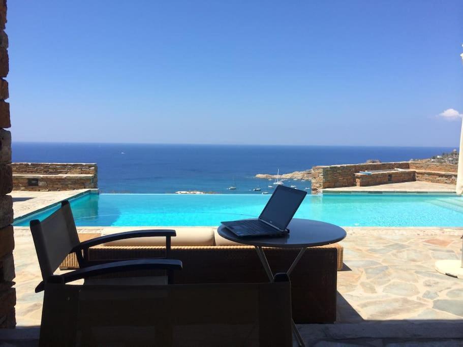 Luxury Cycladic Villa-enjoy Infinity Pool Sunsets Villa Koundouros