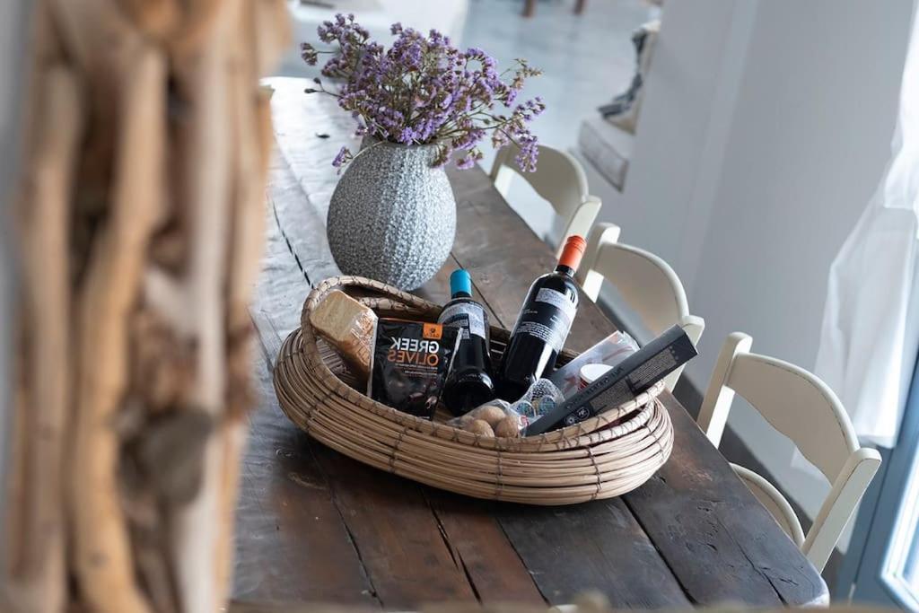 Luxury Cycladic Villa-enjoy Infinity Pool Sunsets Villa Koundouros