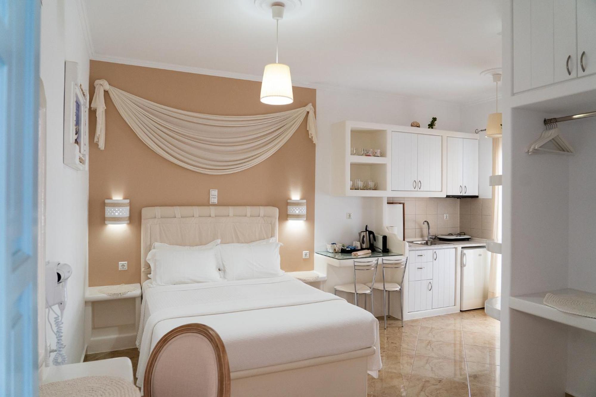 Aggelos Studios Adamantas (Milos)
