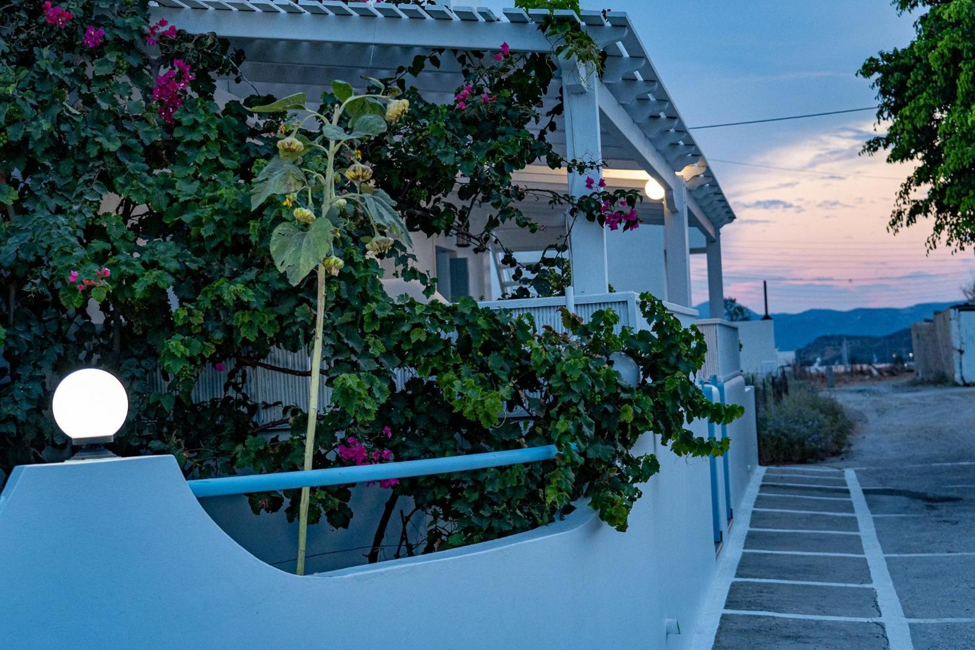 Aggelos Studios Apartment Adamantas (Milos)