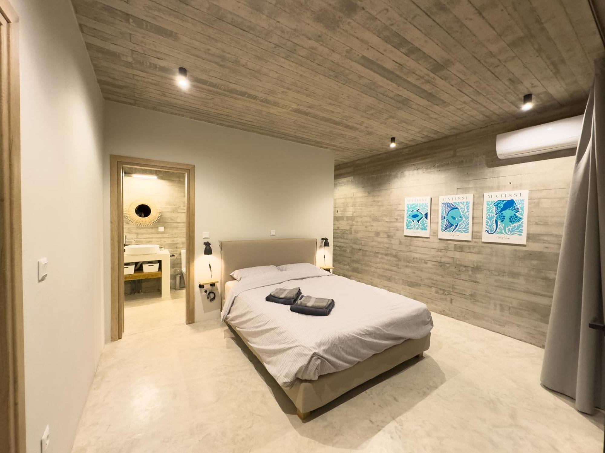 Sea View With Private Swimming Pool Heraklion (Crete)