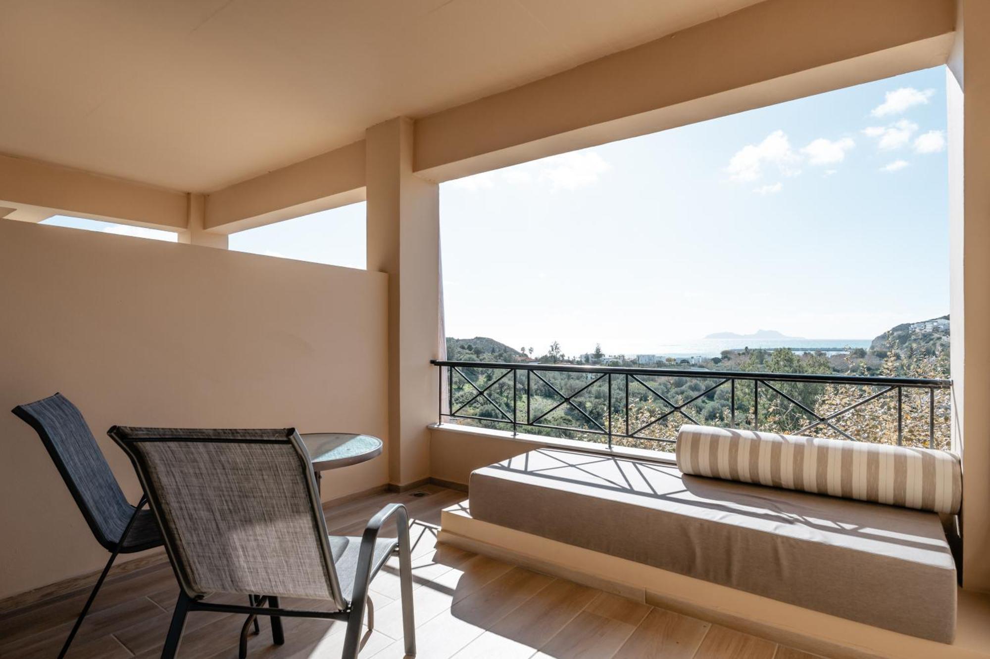 Paralos The Maxine Adults Only Hotel