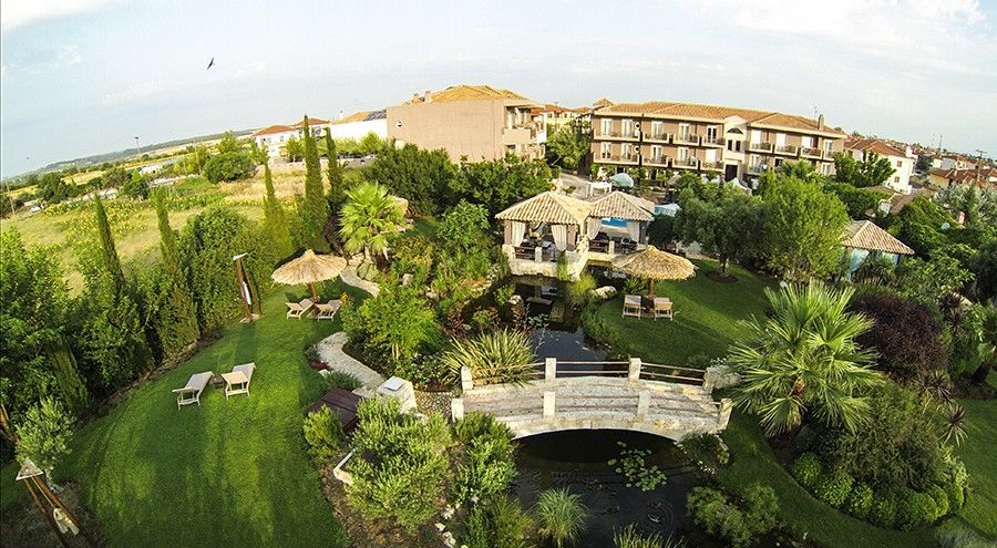 Achtis Boutique 4*